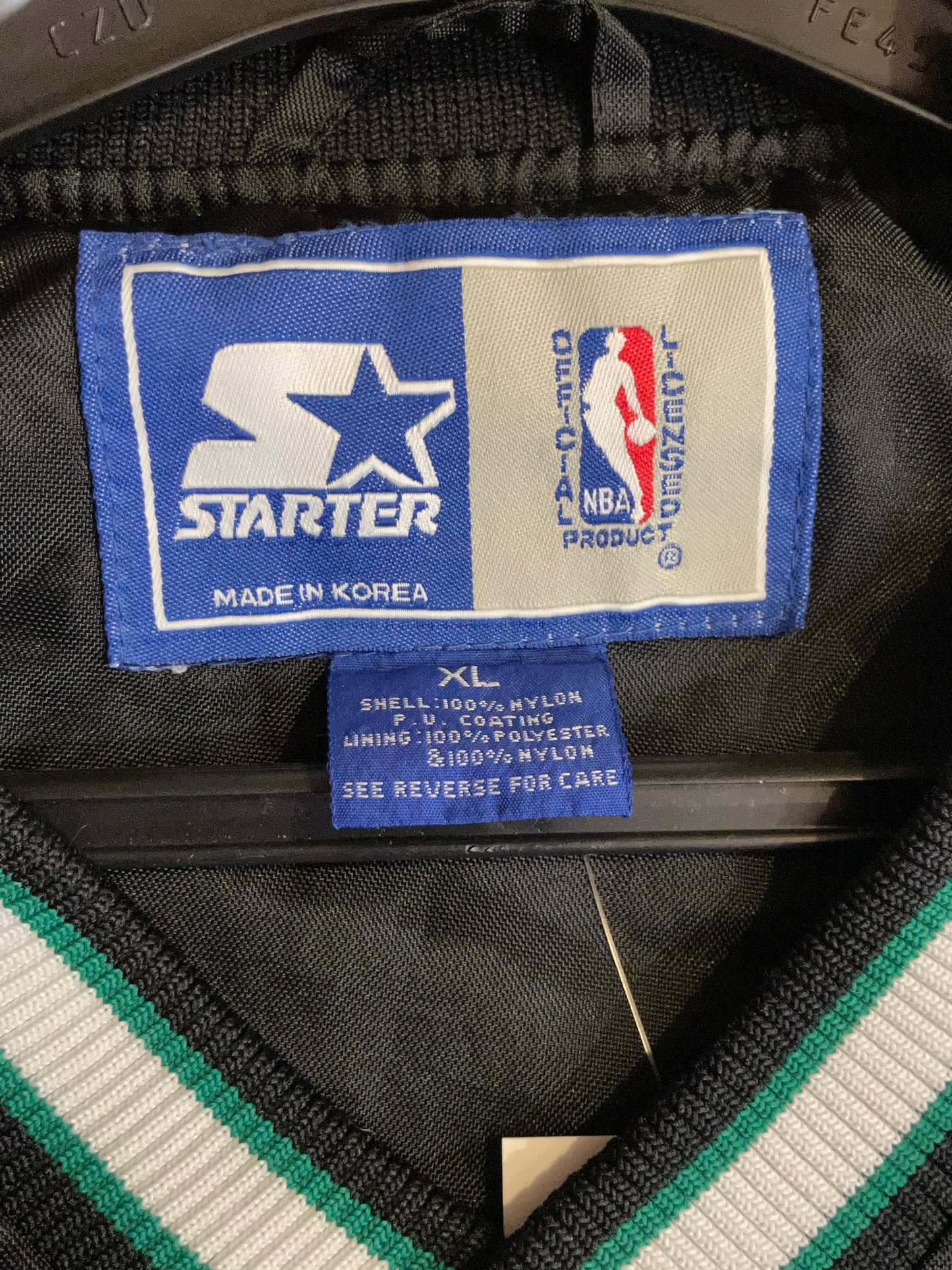 VINTAGE 90s STARTER BOSTON CELTICS PULLOVER WINDBREAKER JACKET SZ: XL
