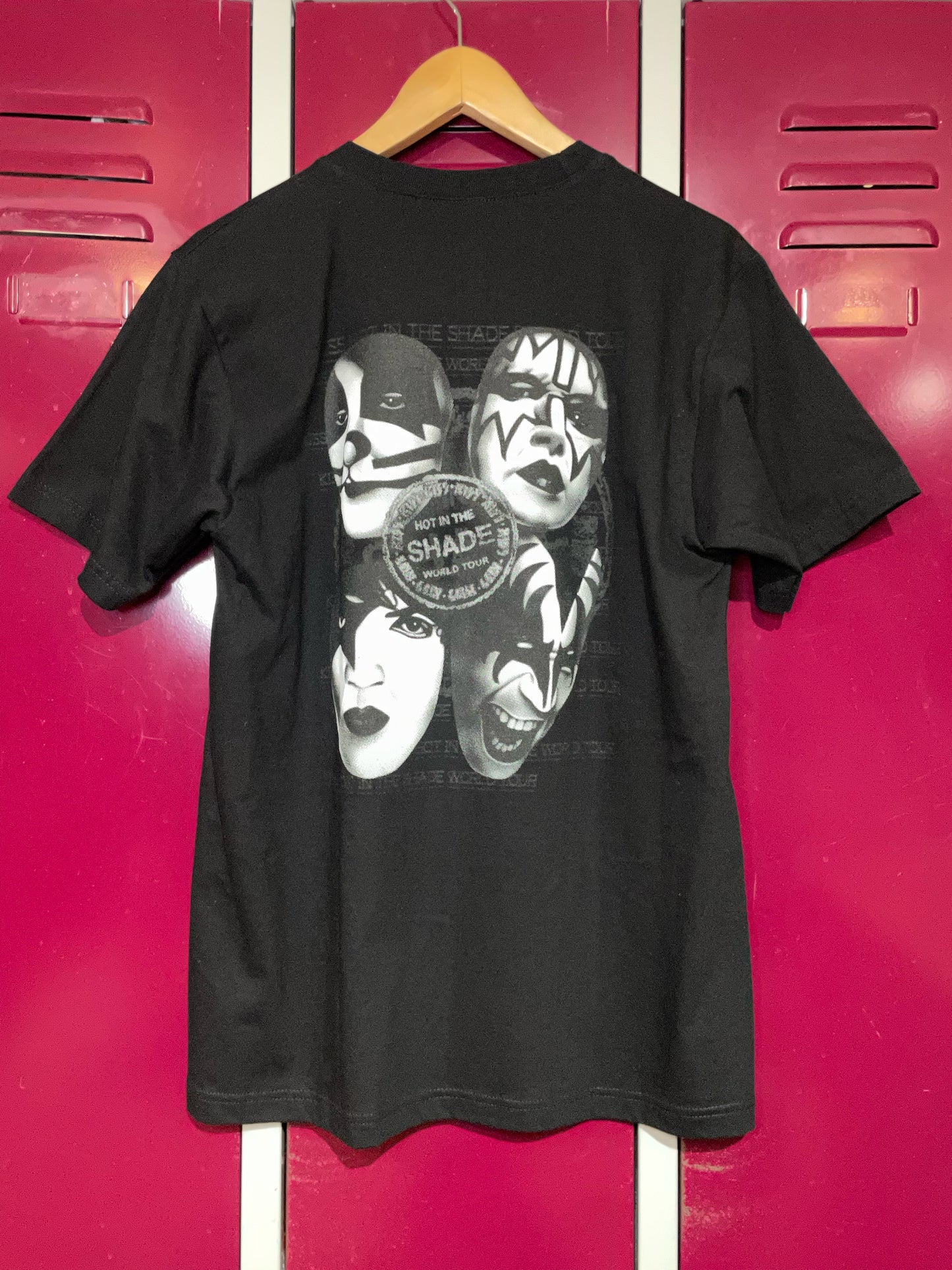 KISS "HOT IN THE SHADE" MUSIC BAND T-SHIRT SZ: L