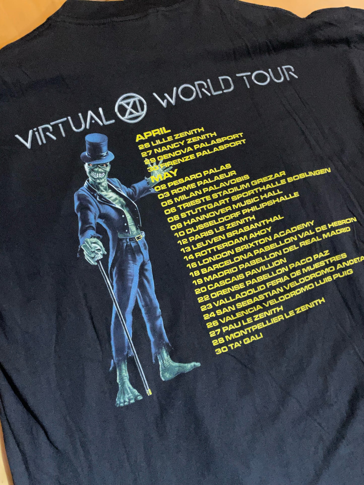 VINTAGE 1998 IRON MAIDEN "WORLD TOUR" MUSIC BAND T-SHIRT SZ: L