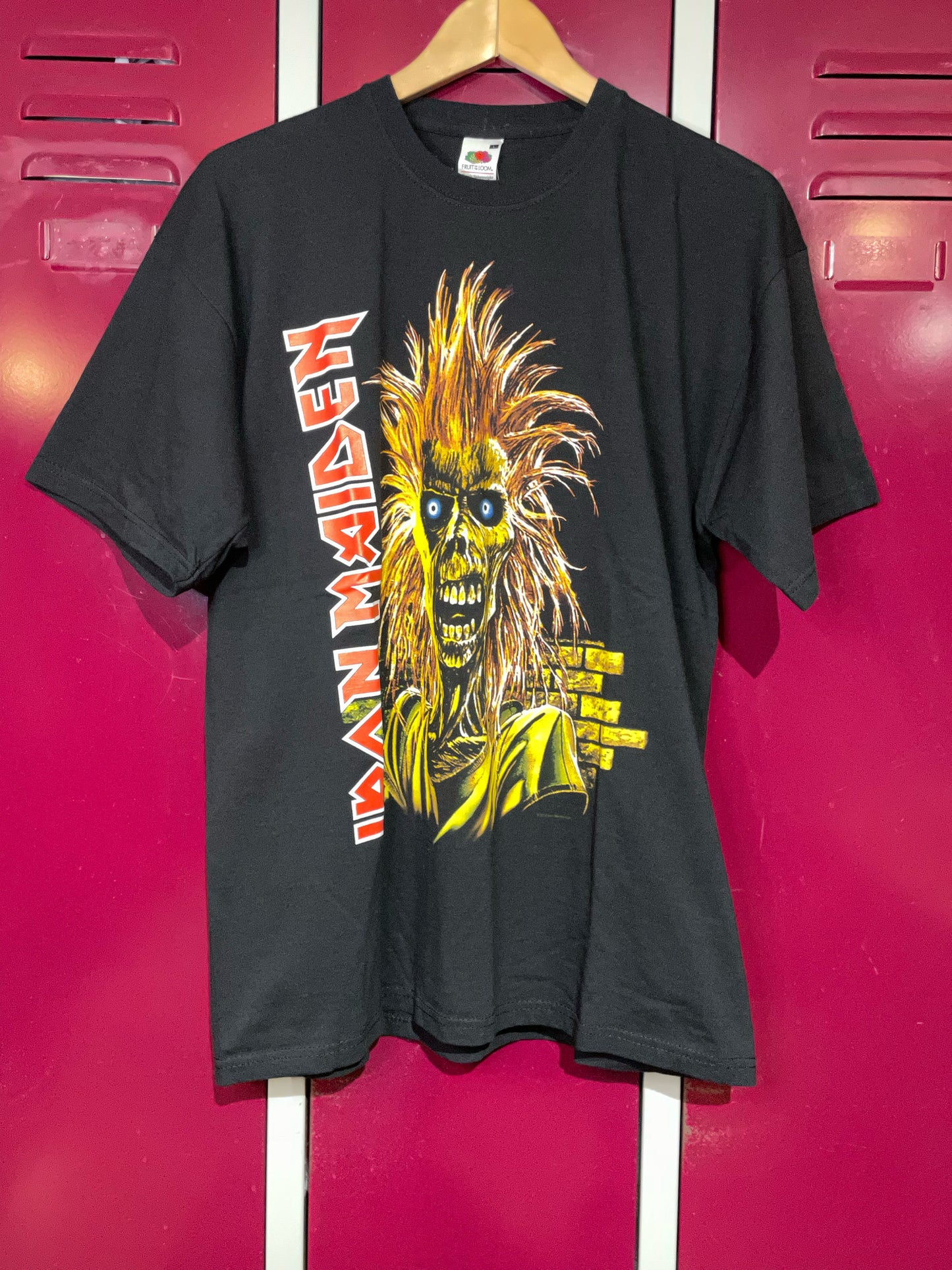 IRON MAIDEN 2010 MUSIC BAND T-SHIRT SZ: L