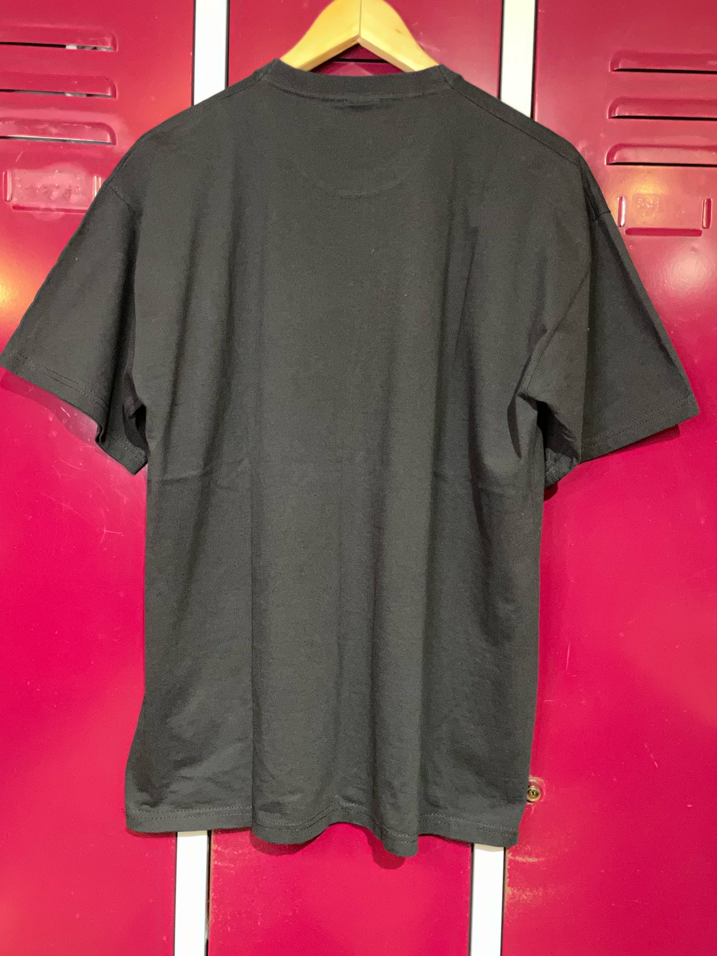 IRON MAIDEN 2010 MUSIC BAND T-SHIRT SZ: L