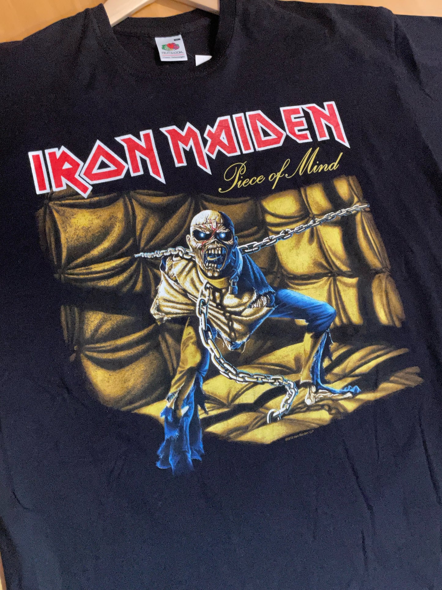 IRON MAIDEN "Piece of Mind" 2010 MUSIC BAND T-SHIRT SZ: XL