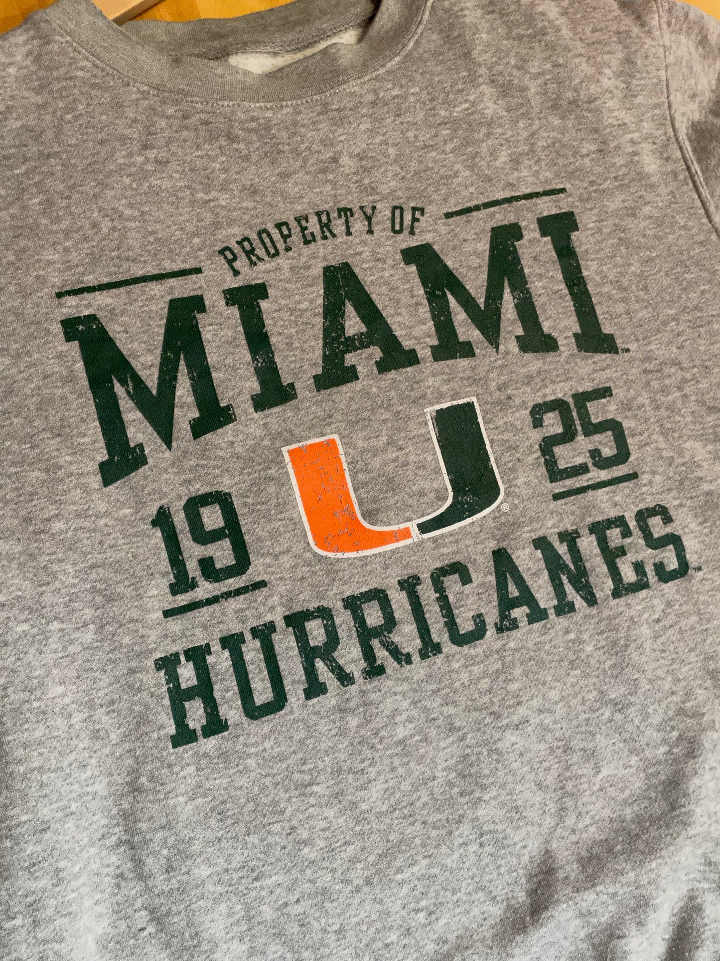 RUSSELL ATHLETIC "MIAMI HURRICANES" CREWNECK SWEATSHIRT SZ: L