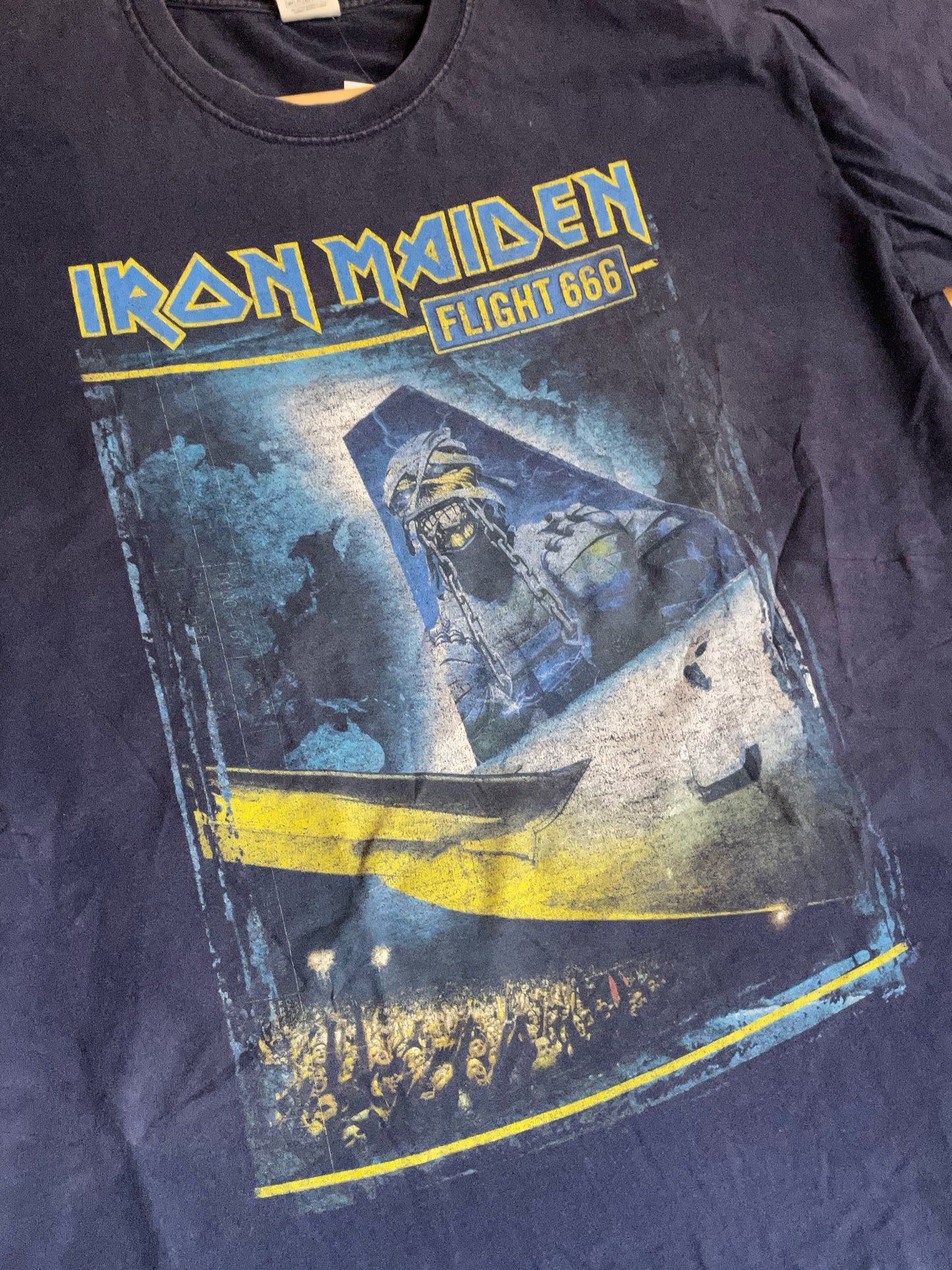 IRON MAIDEN "FLIGHT 666" MUSIC BAND T-SHIRT SZ: XL