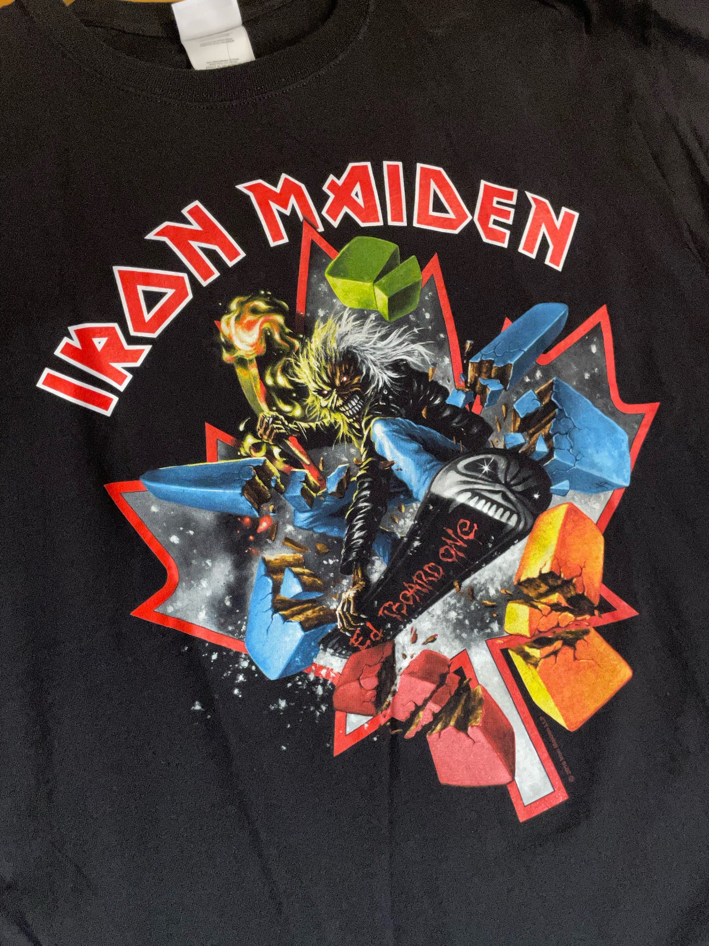 IRON MAIDEN "CANADA 2010" MUSIC BAND T-SHIRT SZ: XL