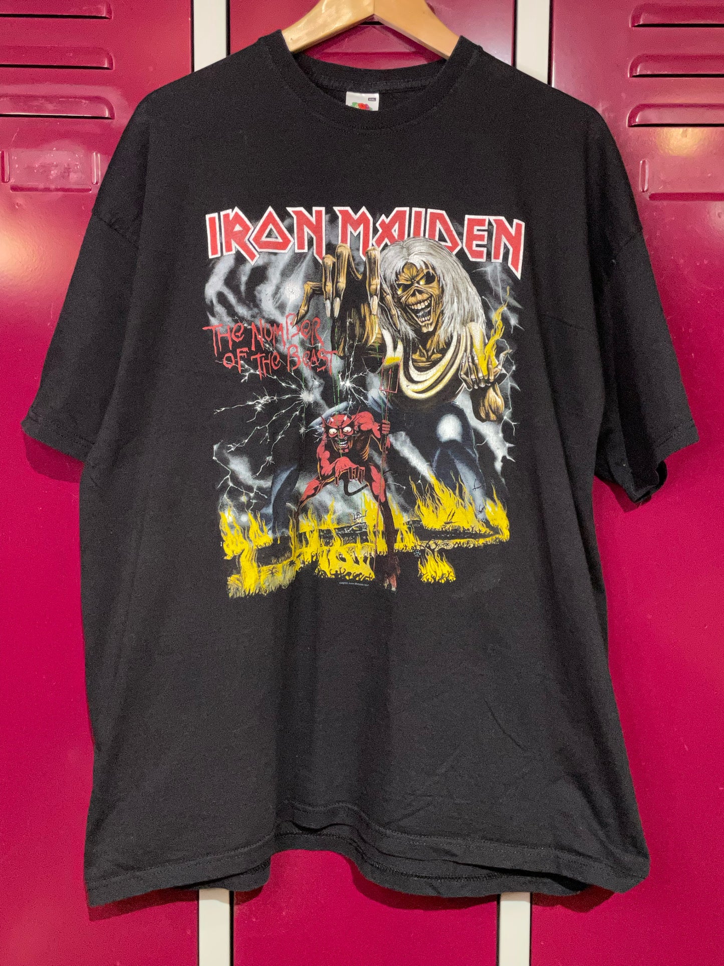 IRON MAIDEN "THE NUMBER OF THE BEAST" 2010 MUSIC BAND T-SHIRT SZ: XXL