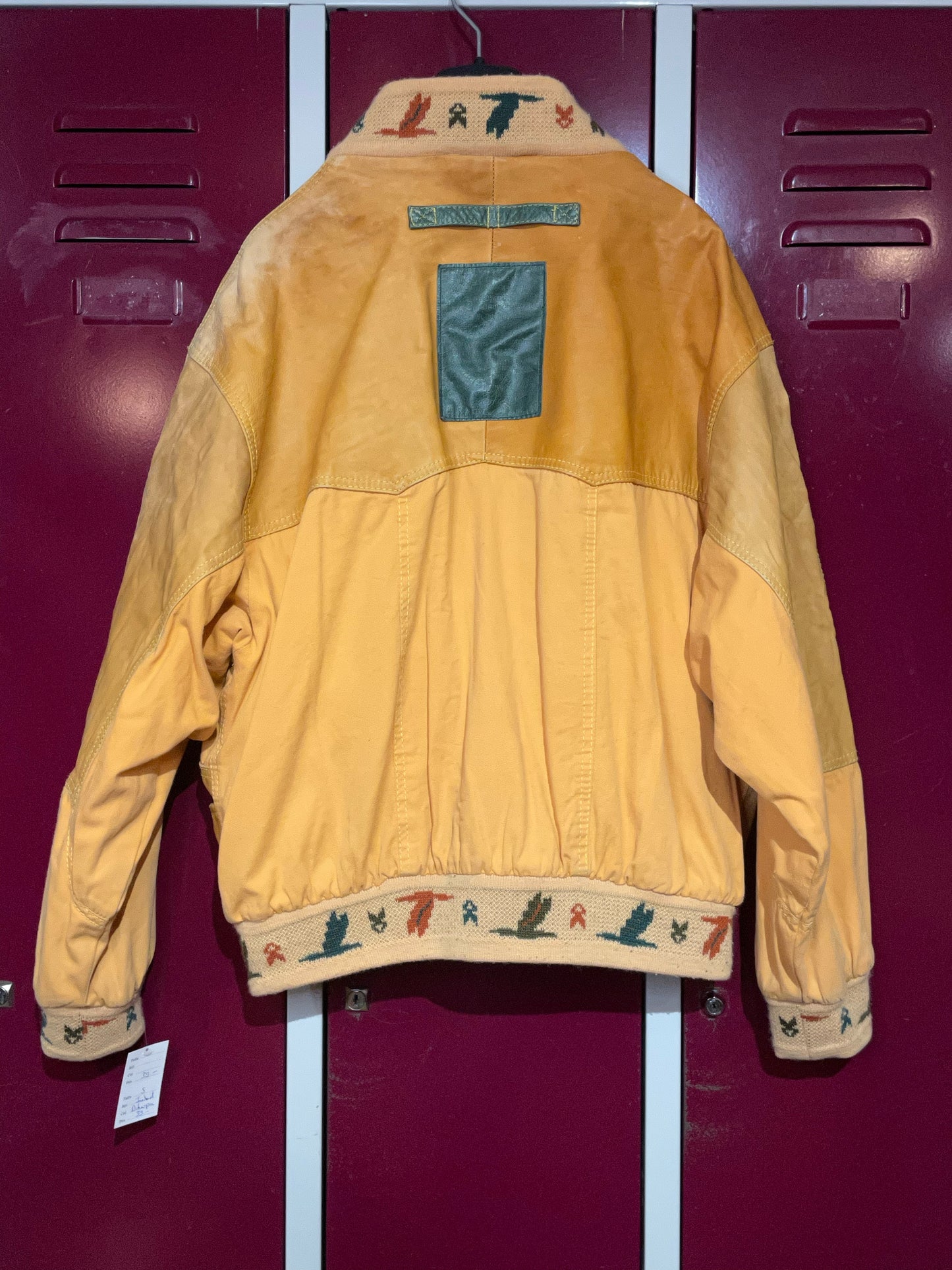 VINTAGE DIKARPA LEATHER JACKET  SZ: 38/S