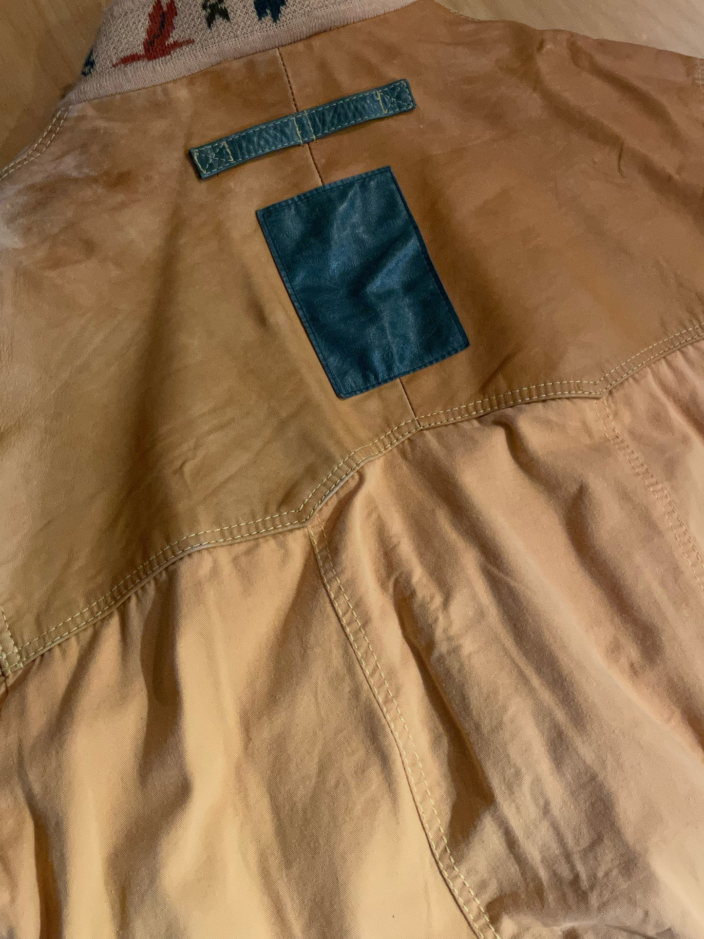 VINTAGE DIKARPA LEATHER JACKET  SZ: 38/S