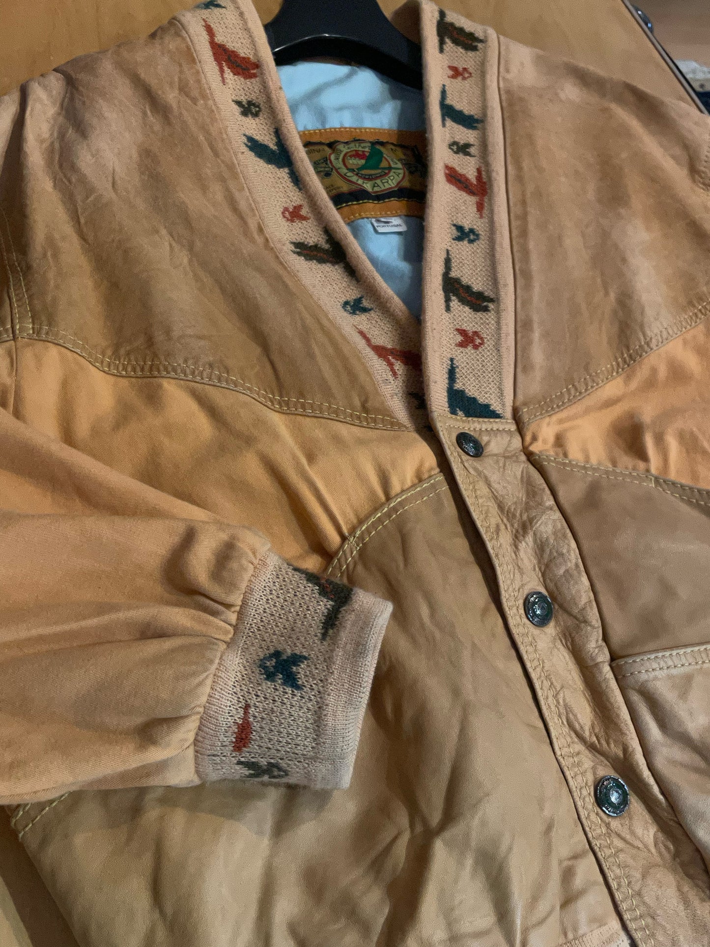 VINTAGE DIKARPA LEATHER JACKET  SZ: 38/S