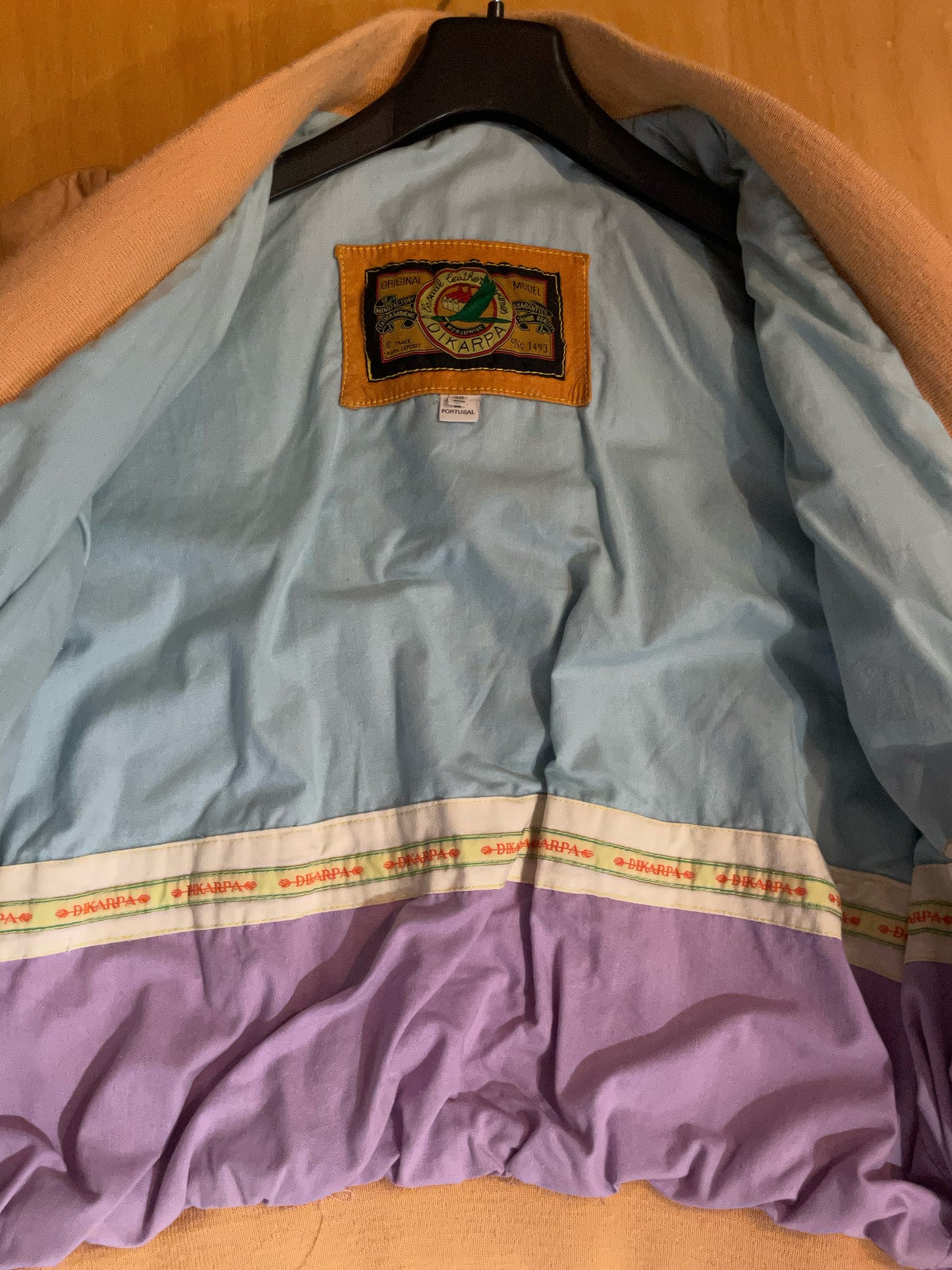 VINTAGE DIKARPA LEATHER JACKET  SZ: 38/S