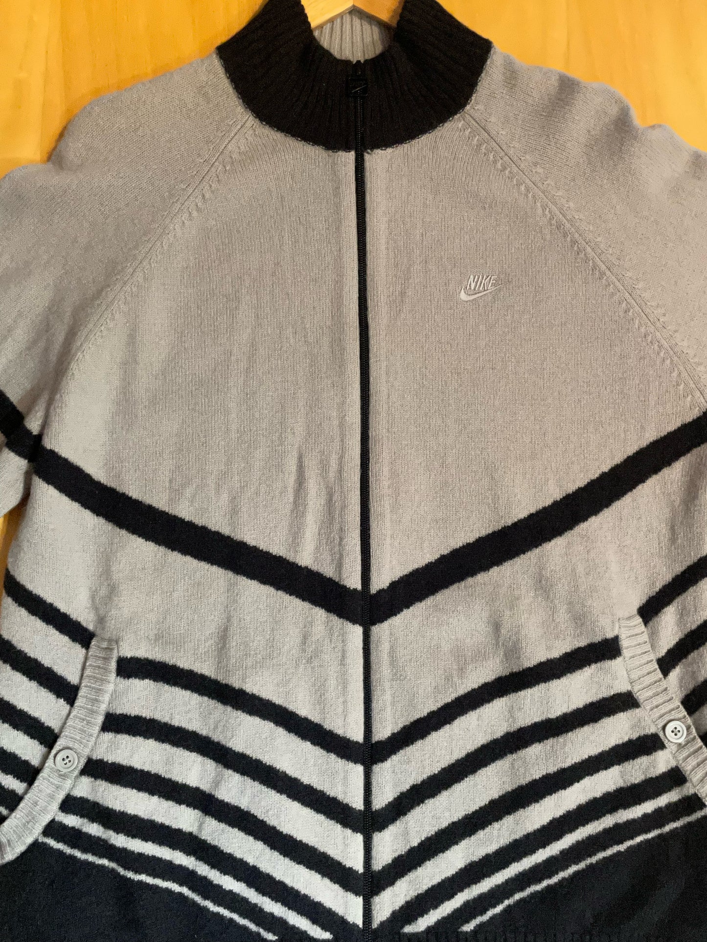 VINTAGE NIKE KNIT CARDIGAN JACKET SZ: L