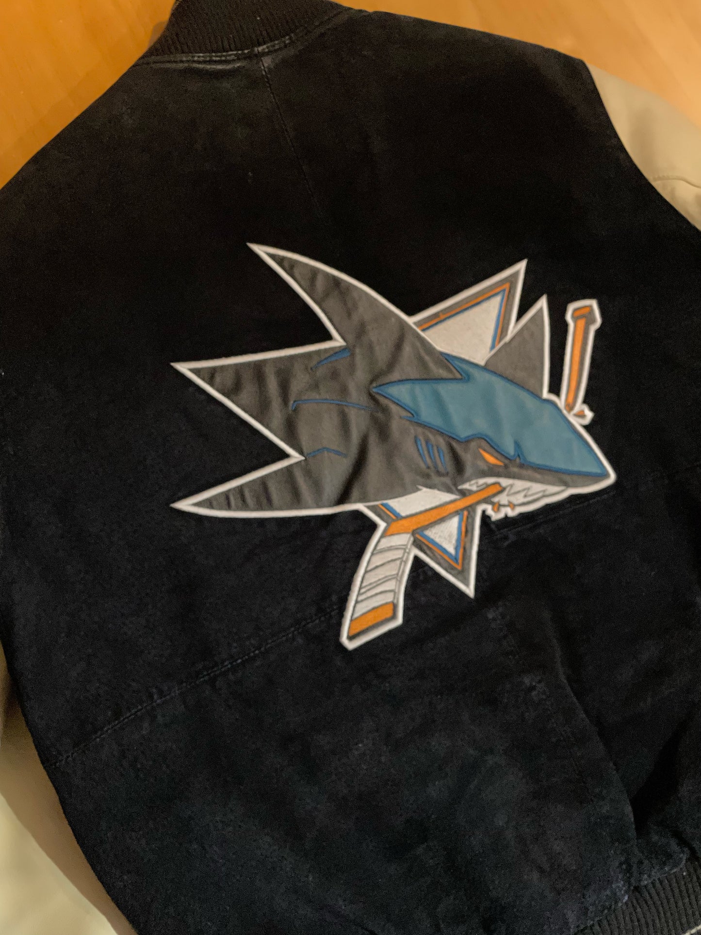 VINTAGE GIII SAN JOSE SHARKS NHL SUEDE & LEATHER VARSITY JACKET SZ: S