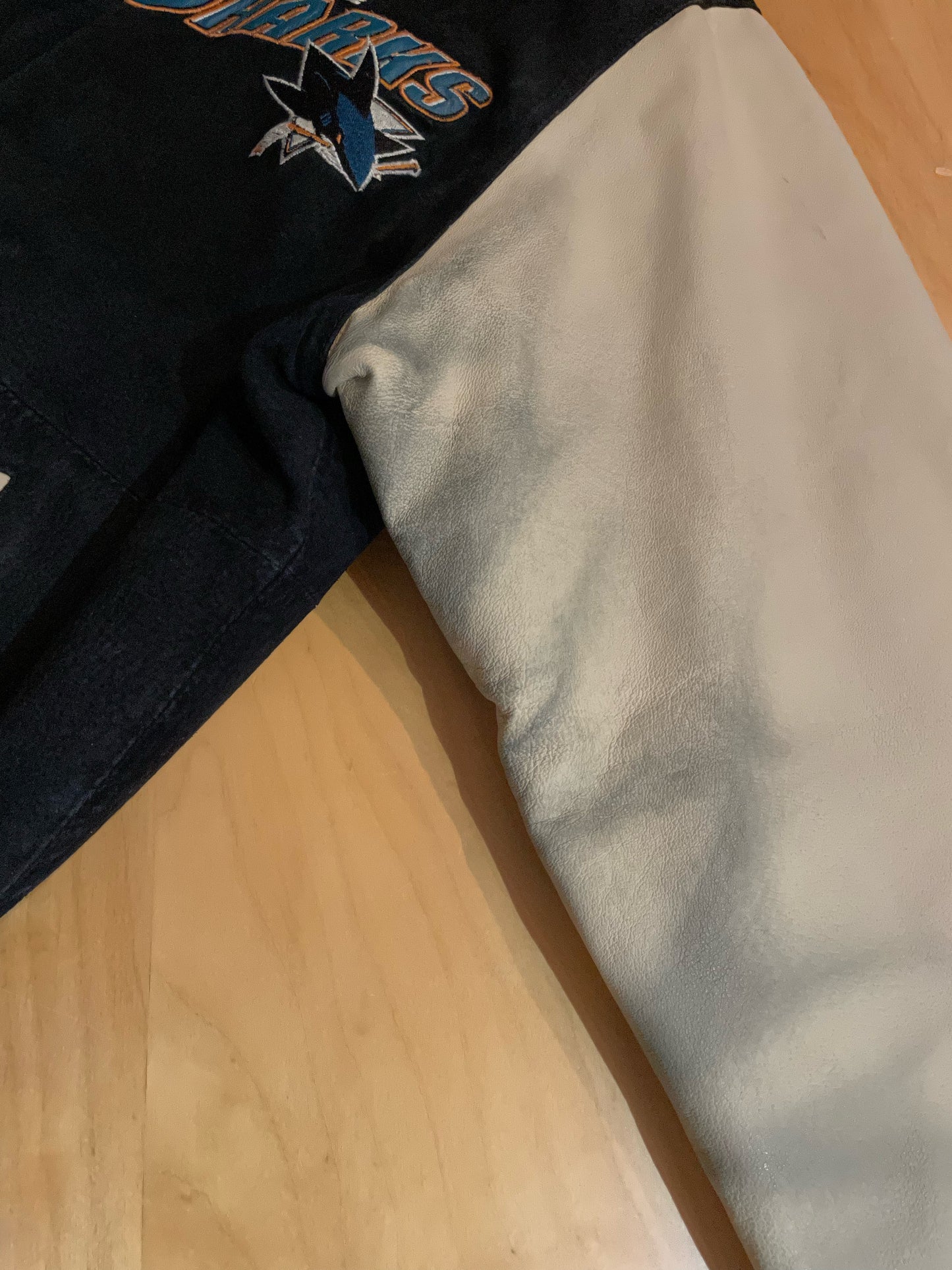 VINTAGE GIII SAN JOSE SHARKS NHL SUEDE & LEATHER VARSITY JACKET SZ: S