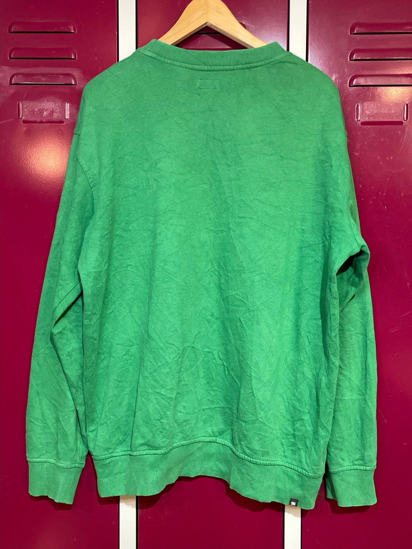 DC SHOE SKATEBOARD CREWNECK SWEATSHIRT SZ: XL