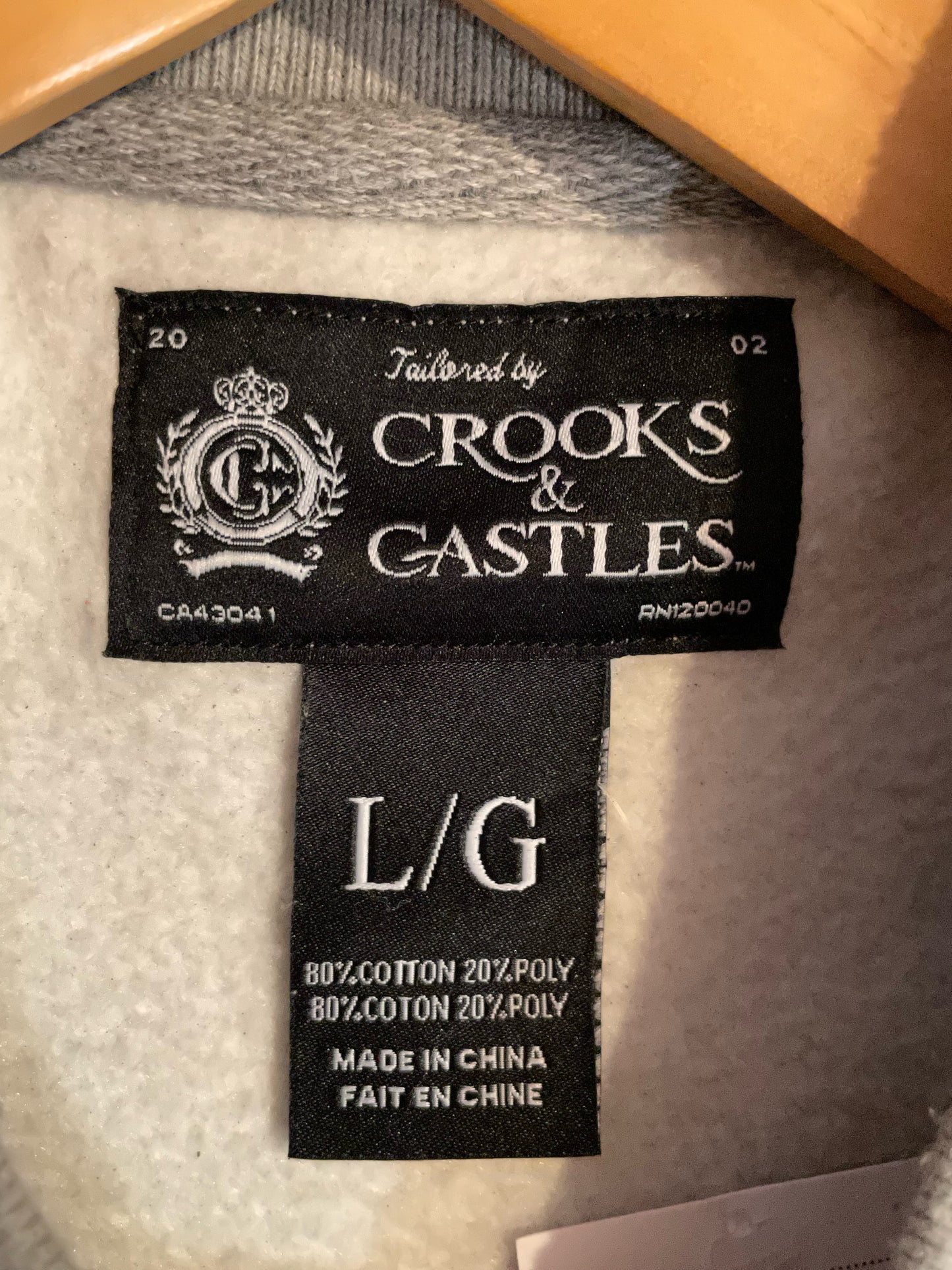 CROOKS & CASTLES MEDUSA CLASSIC GREY CREWNECK SWEATSHIRT  SZ: L