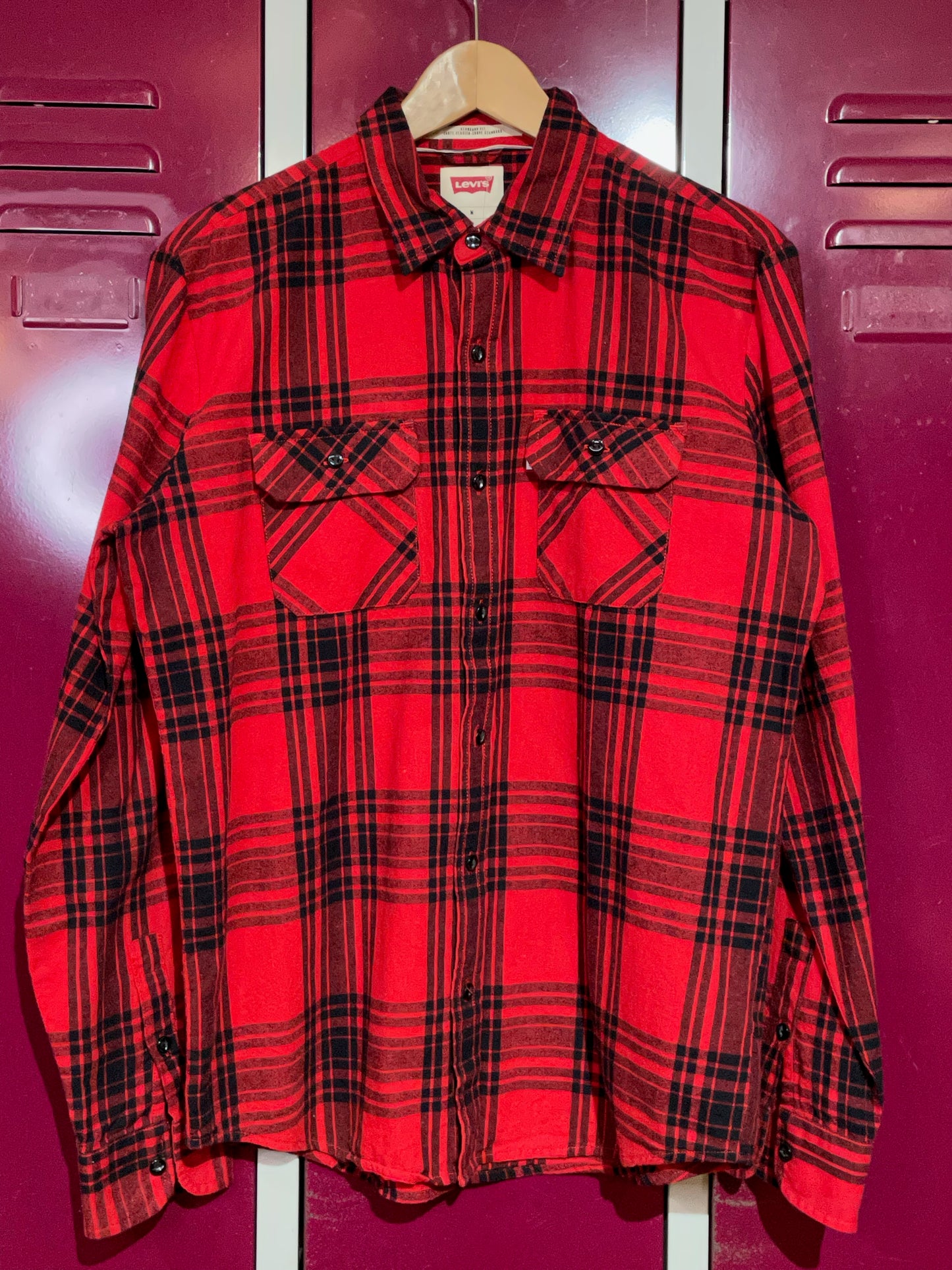 LEVI'S STANDARD FIT FLANNEL CHECKED SHIRT SZ: M