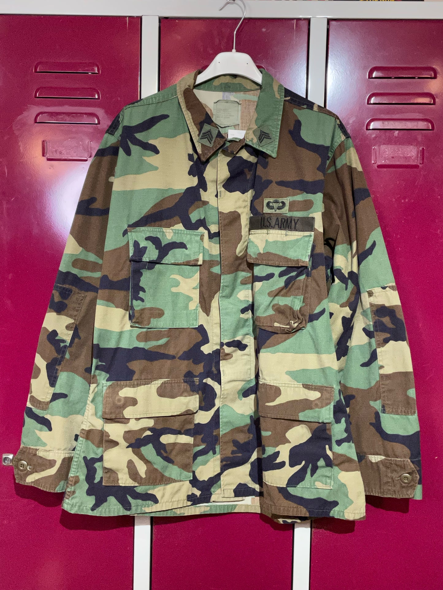 VINTAGE USA ARMY WOODLAND CAMO FIELD JACKET SZ: M/L