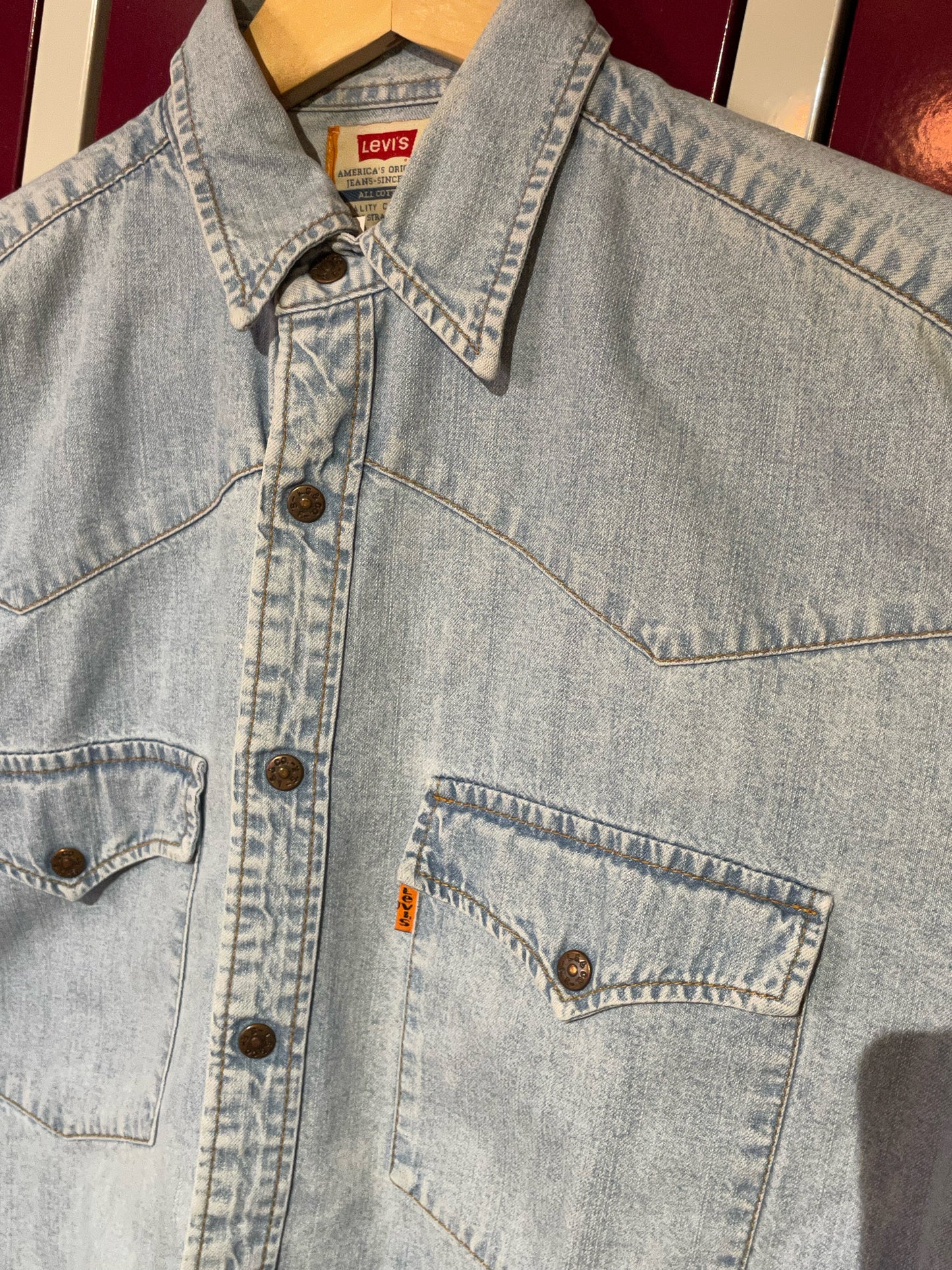 LEVI'S VINTAGE DENIM SHIRT  SZ: M