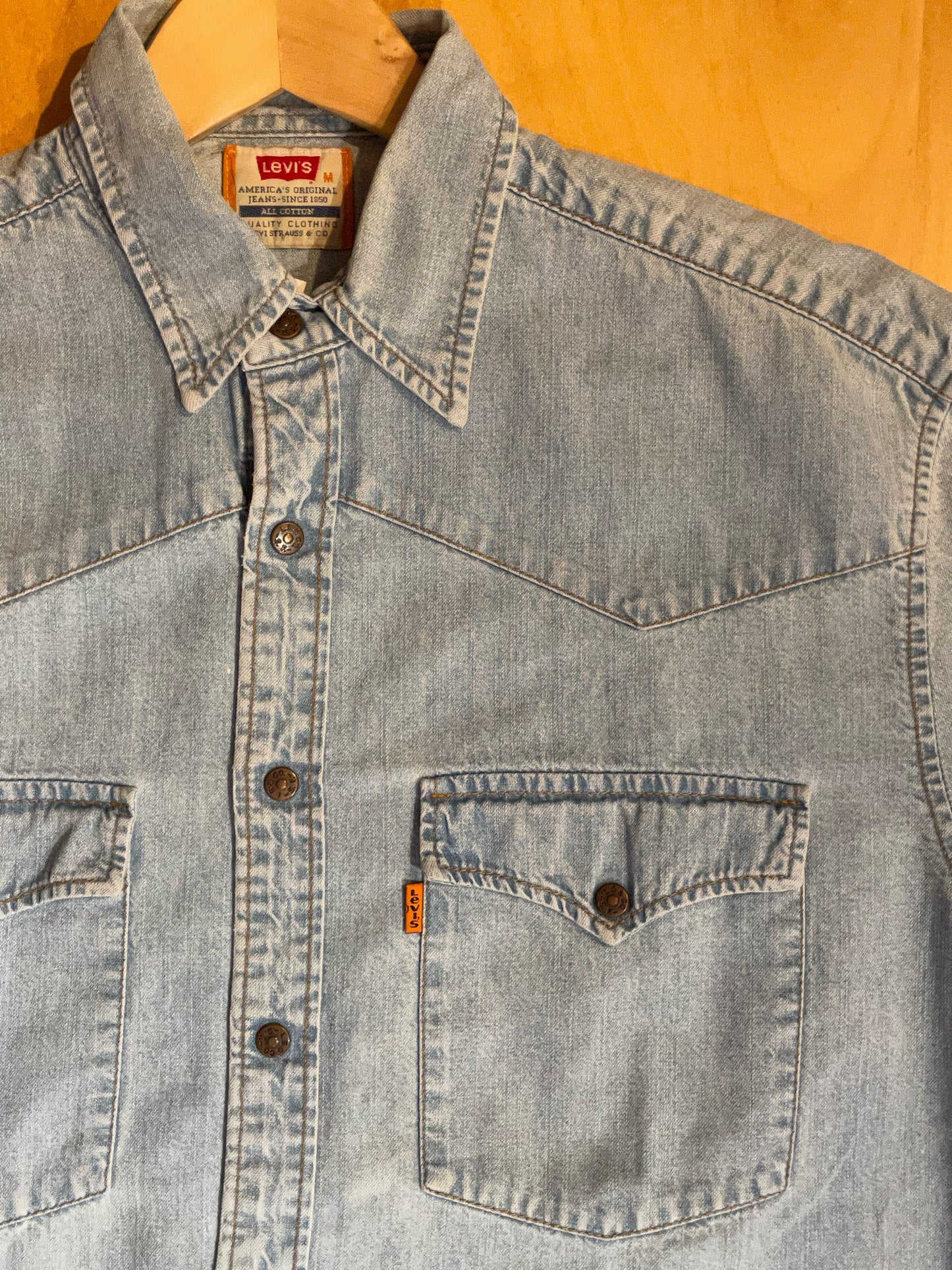 LEVI'S VINTAGE DENIM SHIRT  SZ: M