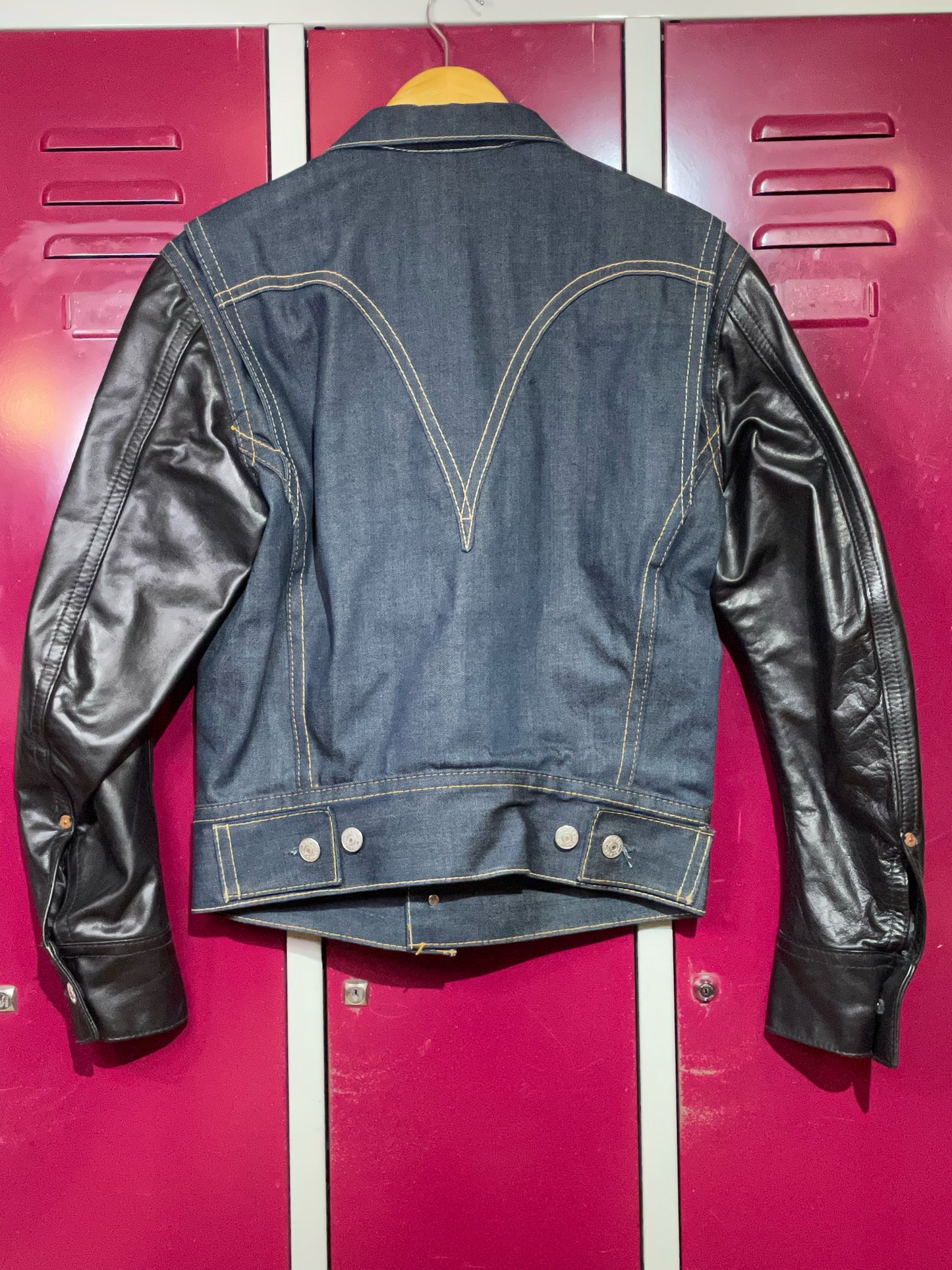 LEVI'S RED DENIM & LEATHER SLEEVES JACKET SZ: M