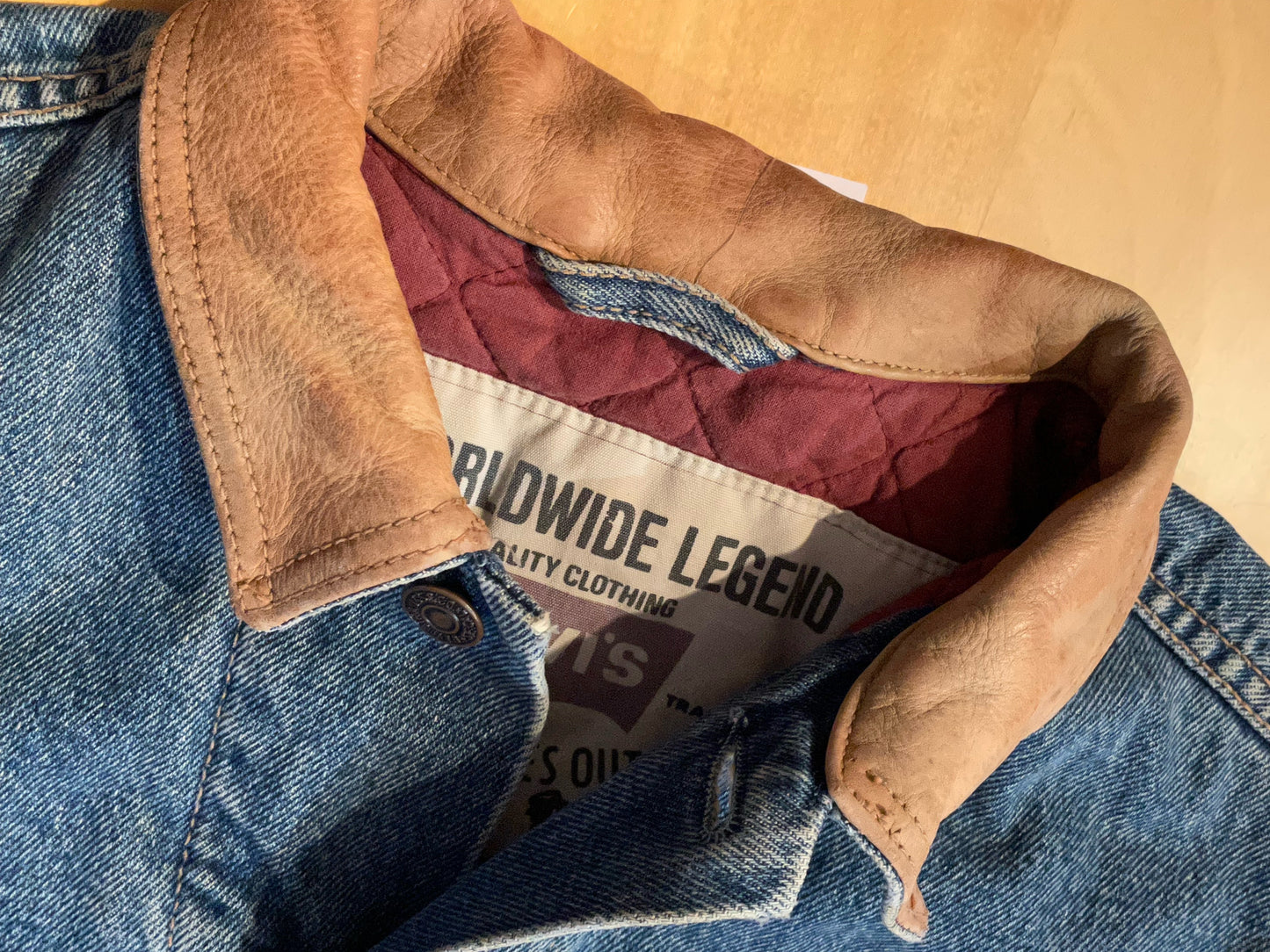 LEVI'S VINTAGE LEATHER COLLAR DENIM JACKET SZ: S