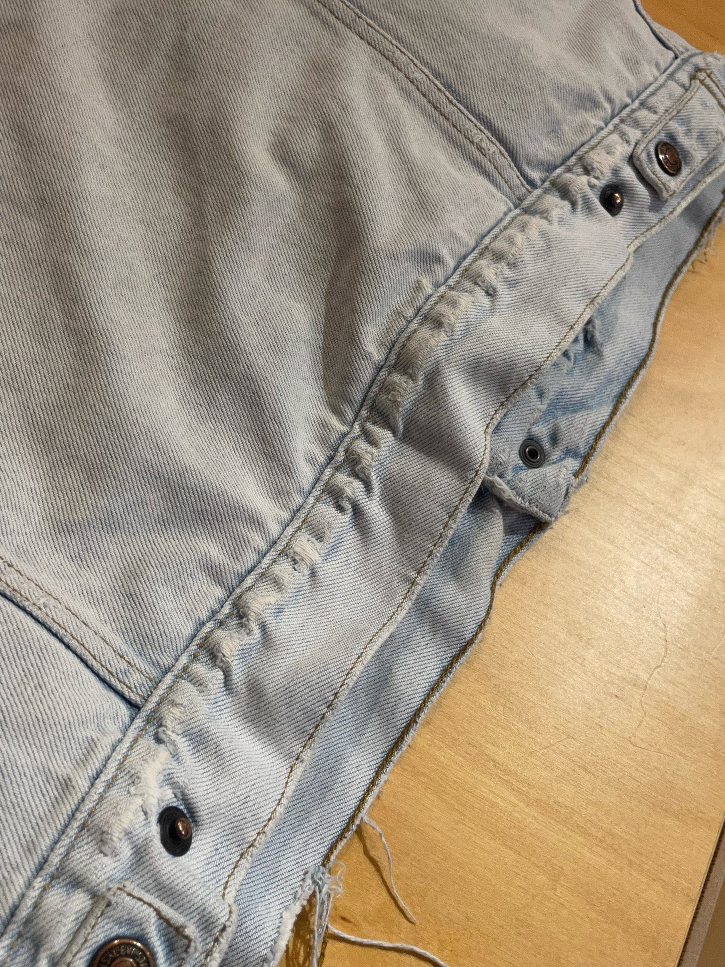 LEVI'S VINTAGE SHERPA DENIM JACKET SZ: L/XL