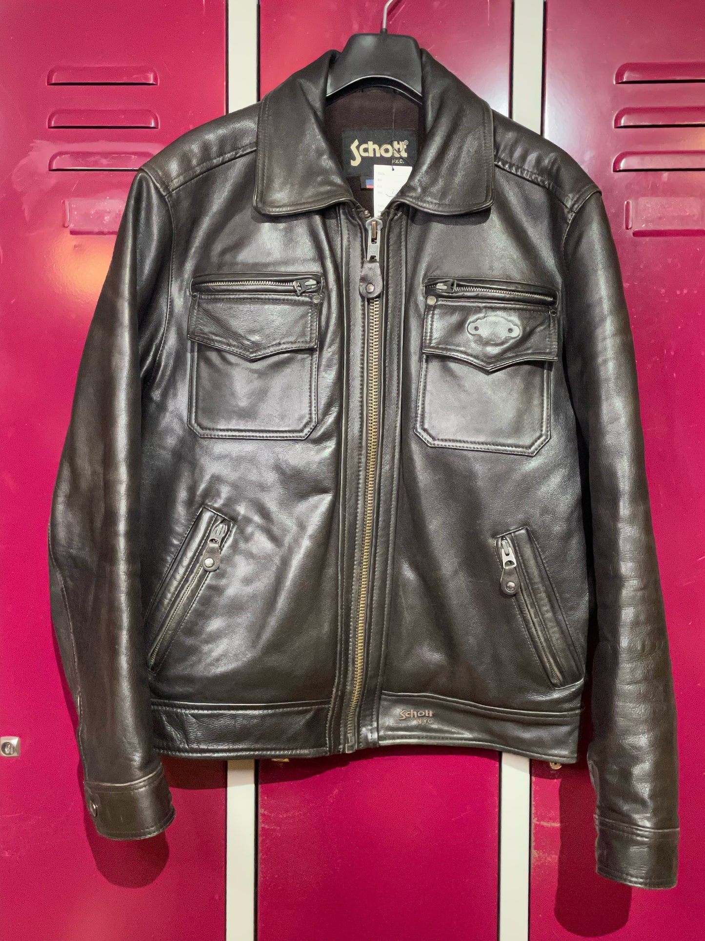 SCHOTT N.Y.C LEATHER BLACK JACKET SZ: M
