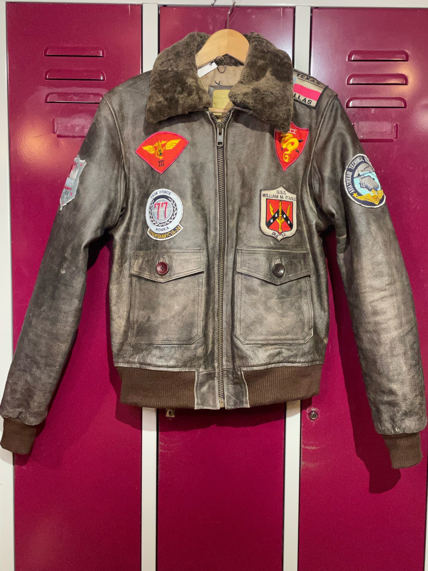 AVIATRIX LEATHER PATCH FLIGHT JACKET SZ: M