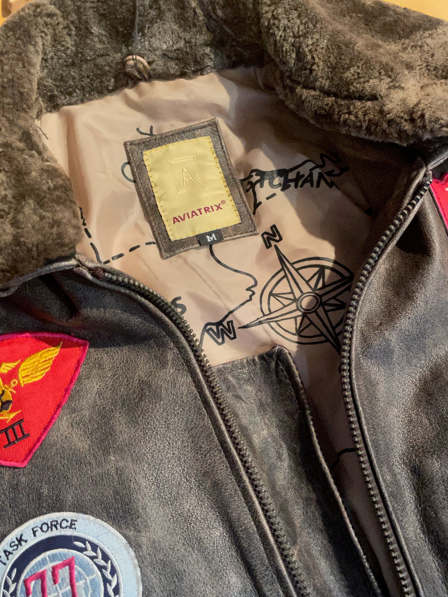 AVIATRIX LEATHER PATCH FLIGHT JACKET SZ: M
