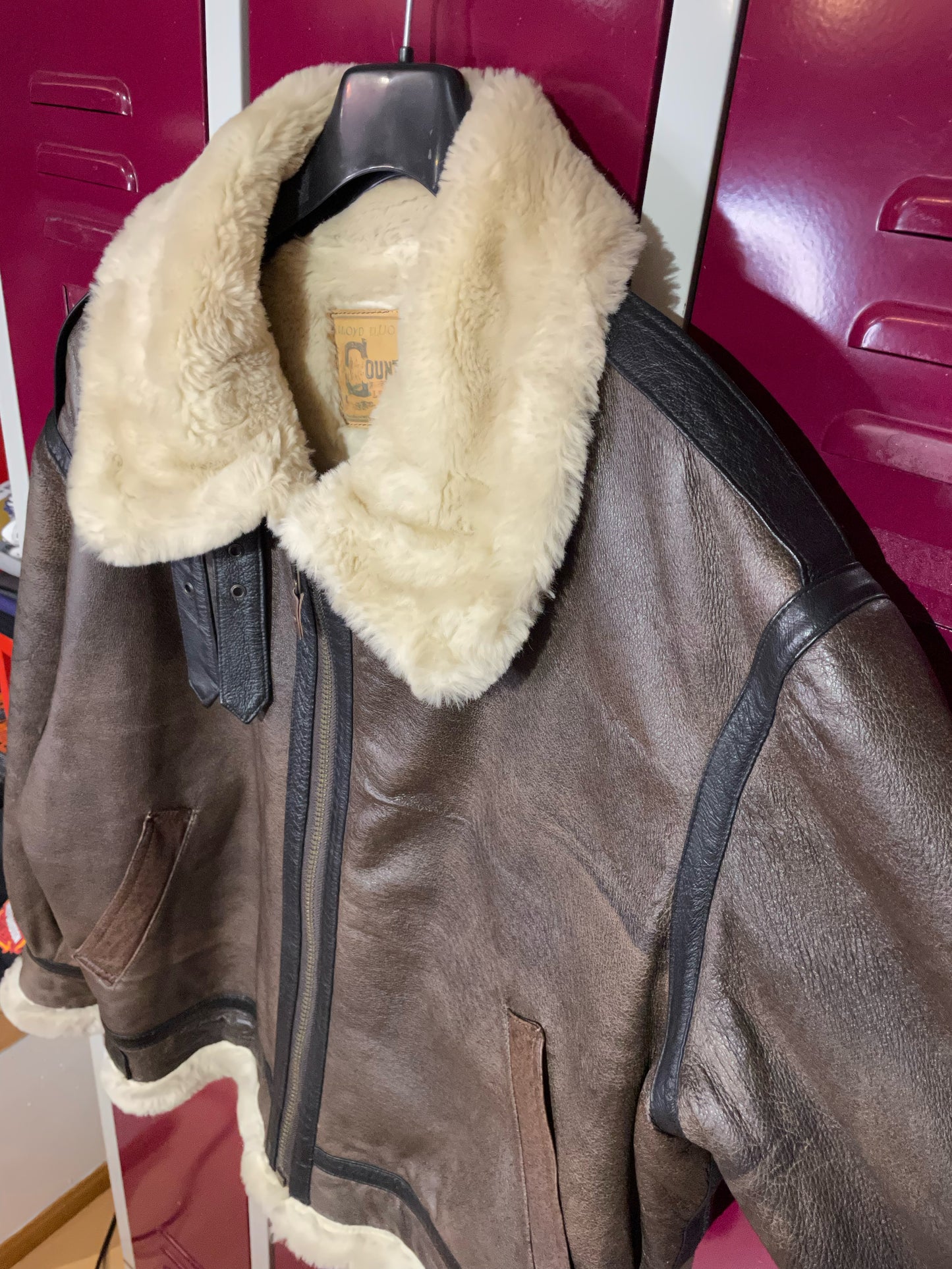 COUNTRY CLUB SHEARLING SHEEPSKIN JACKET SZ: L