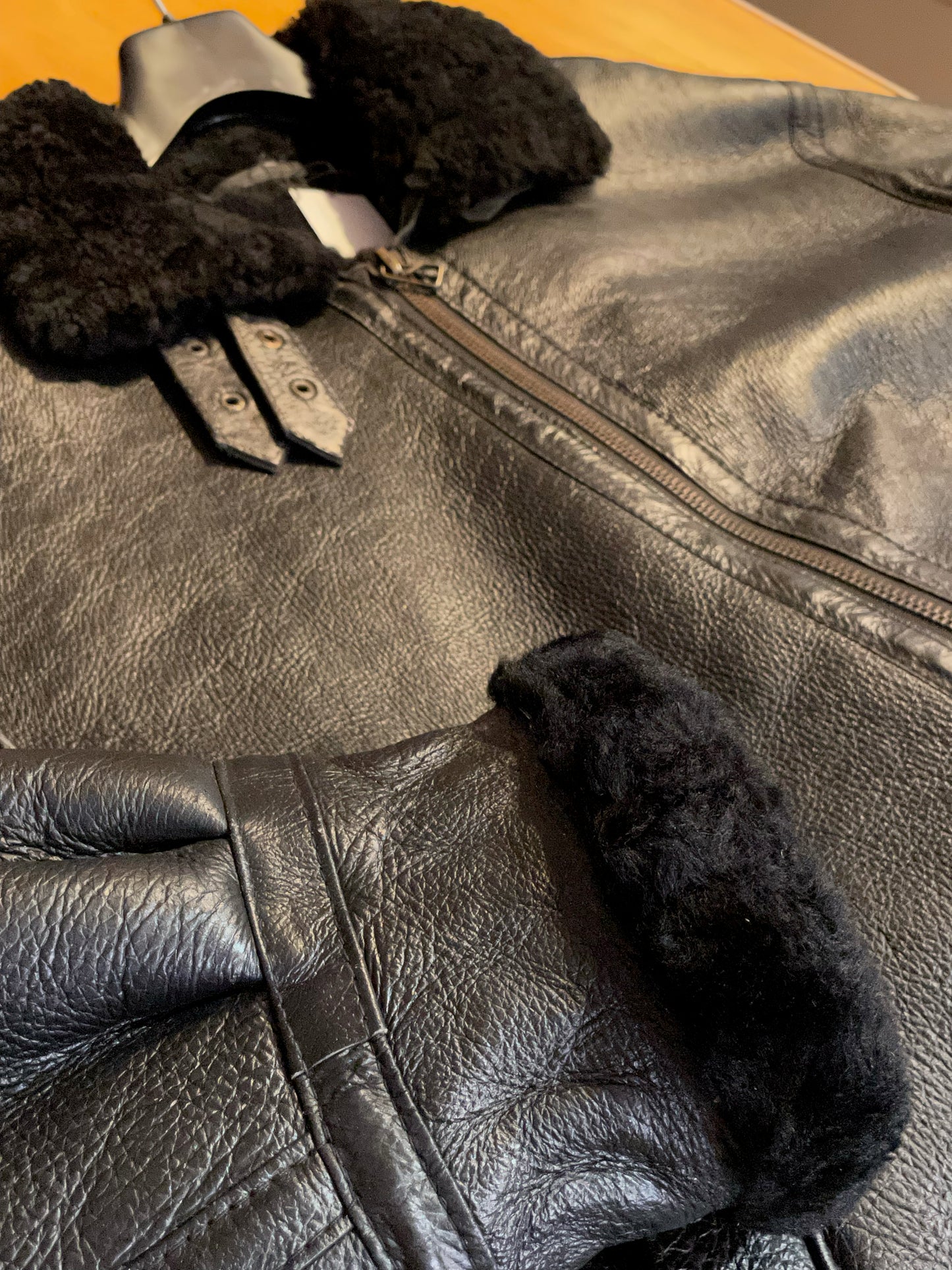 SHEARLING SHEEPSKIN JACKET SZ: L