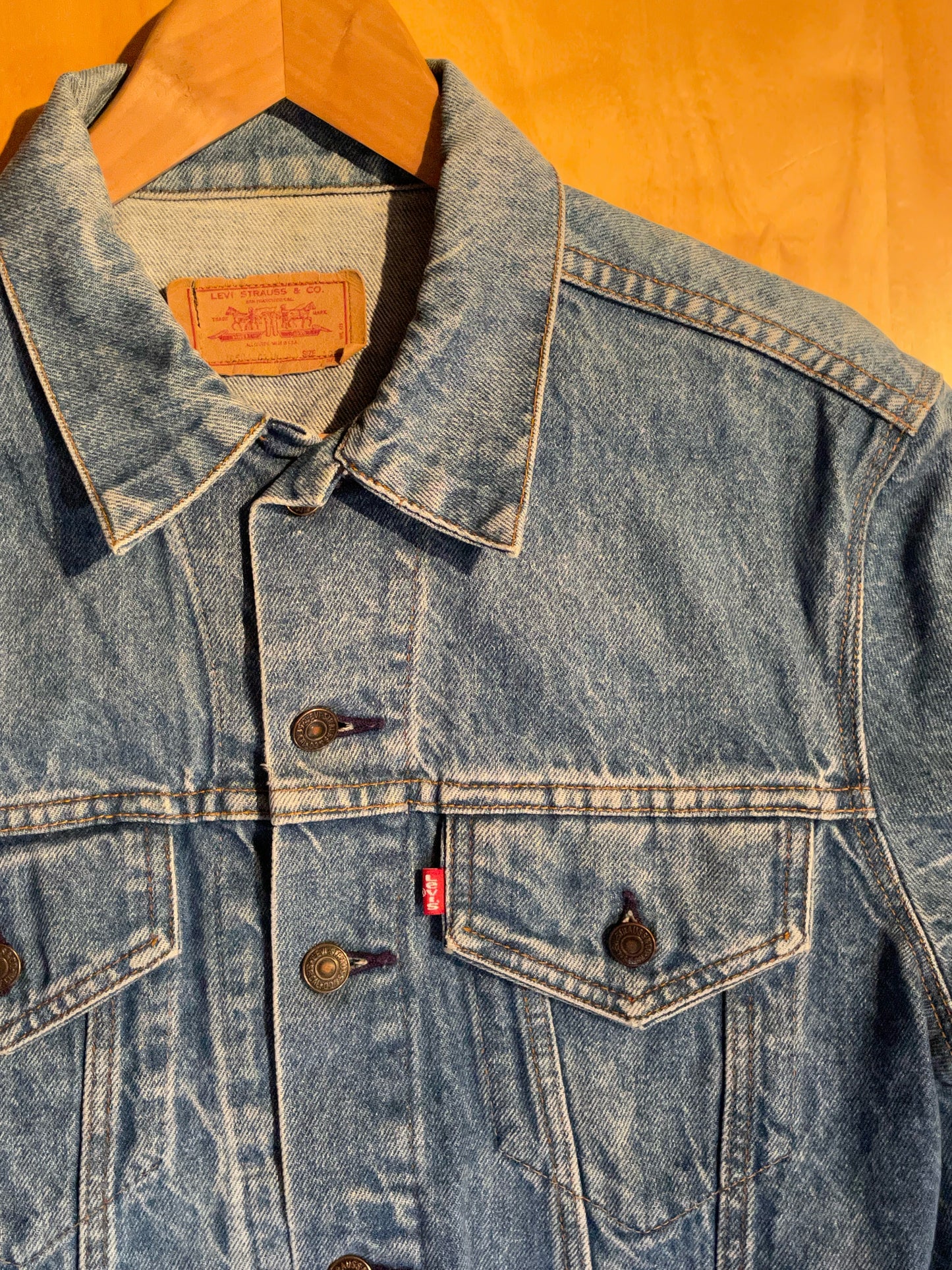 LEVI'S VINTAGE TRUCKER DENIM MADE IN USA JACKET  SZ: 42R=M