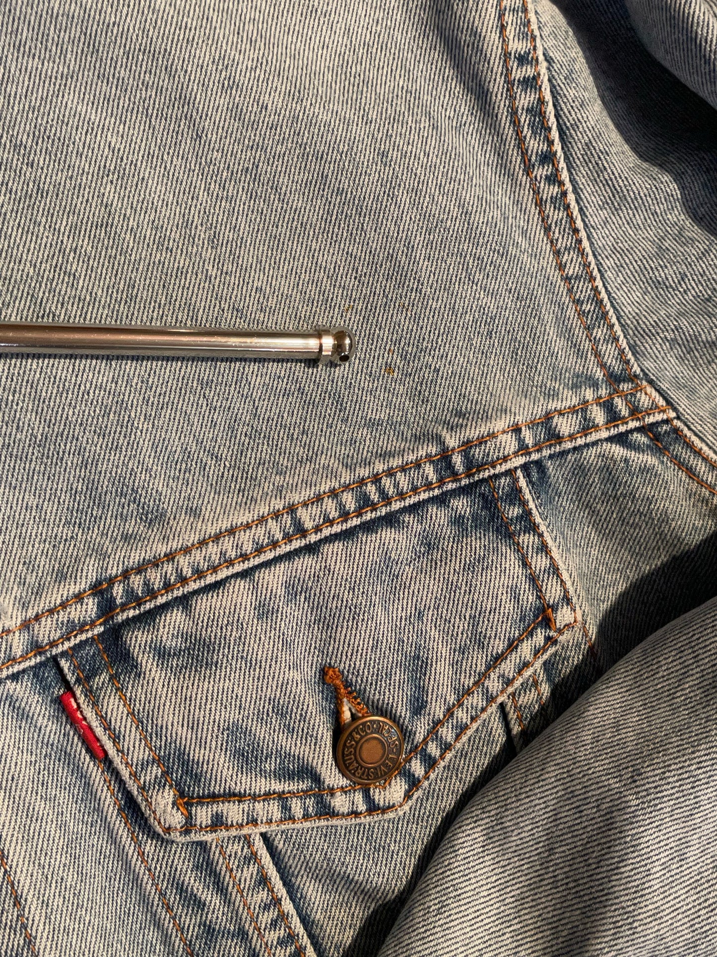 LEVI'S VINTAGE 80s USED DENIM JACKET  SZ: L