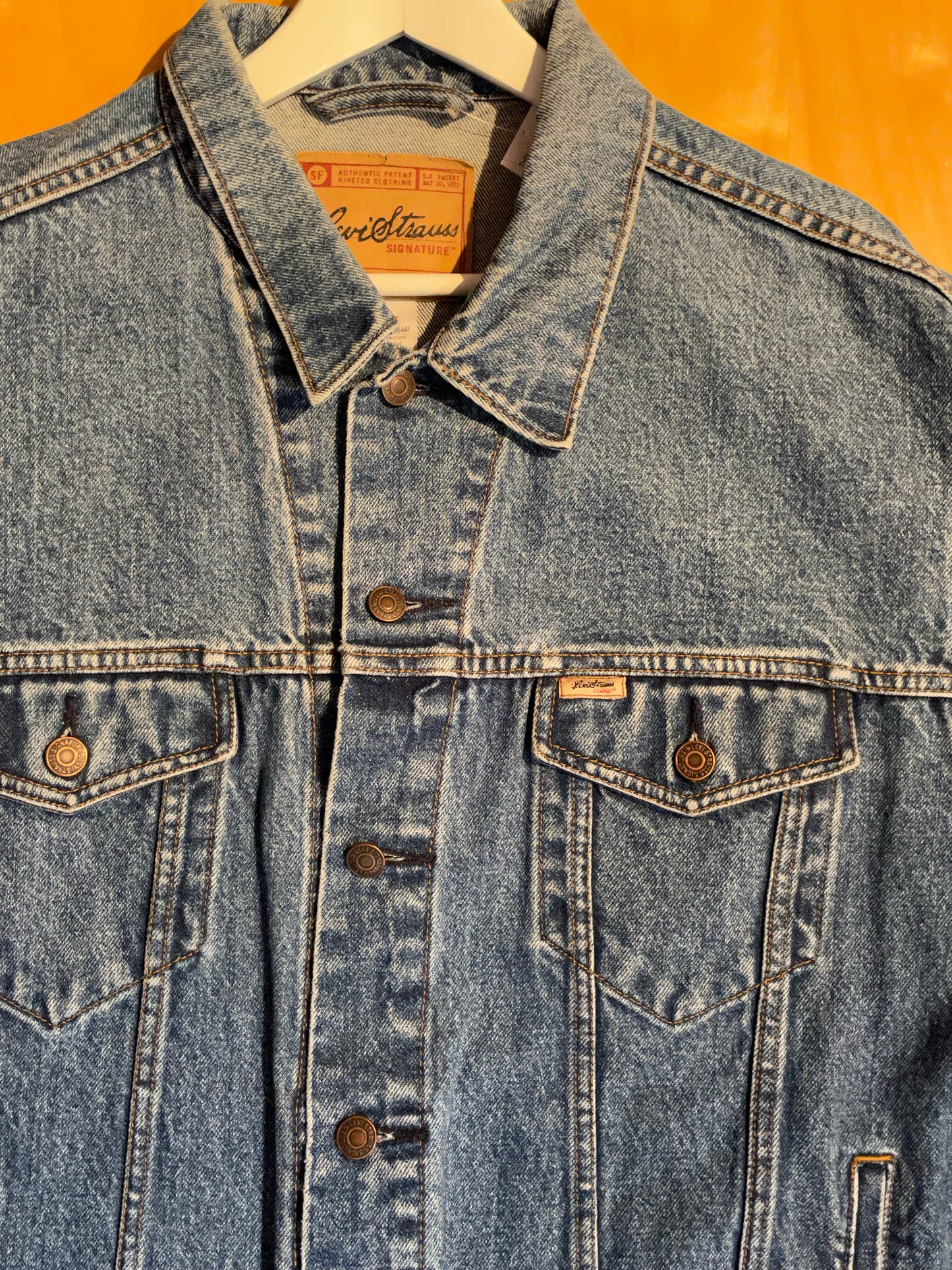 LEVI'S SIGNATURE VINTAGE DENIM JACKET  SZ: L