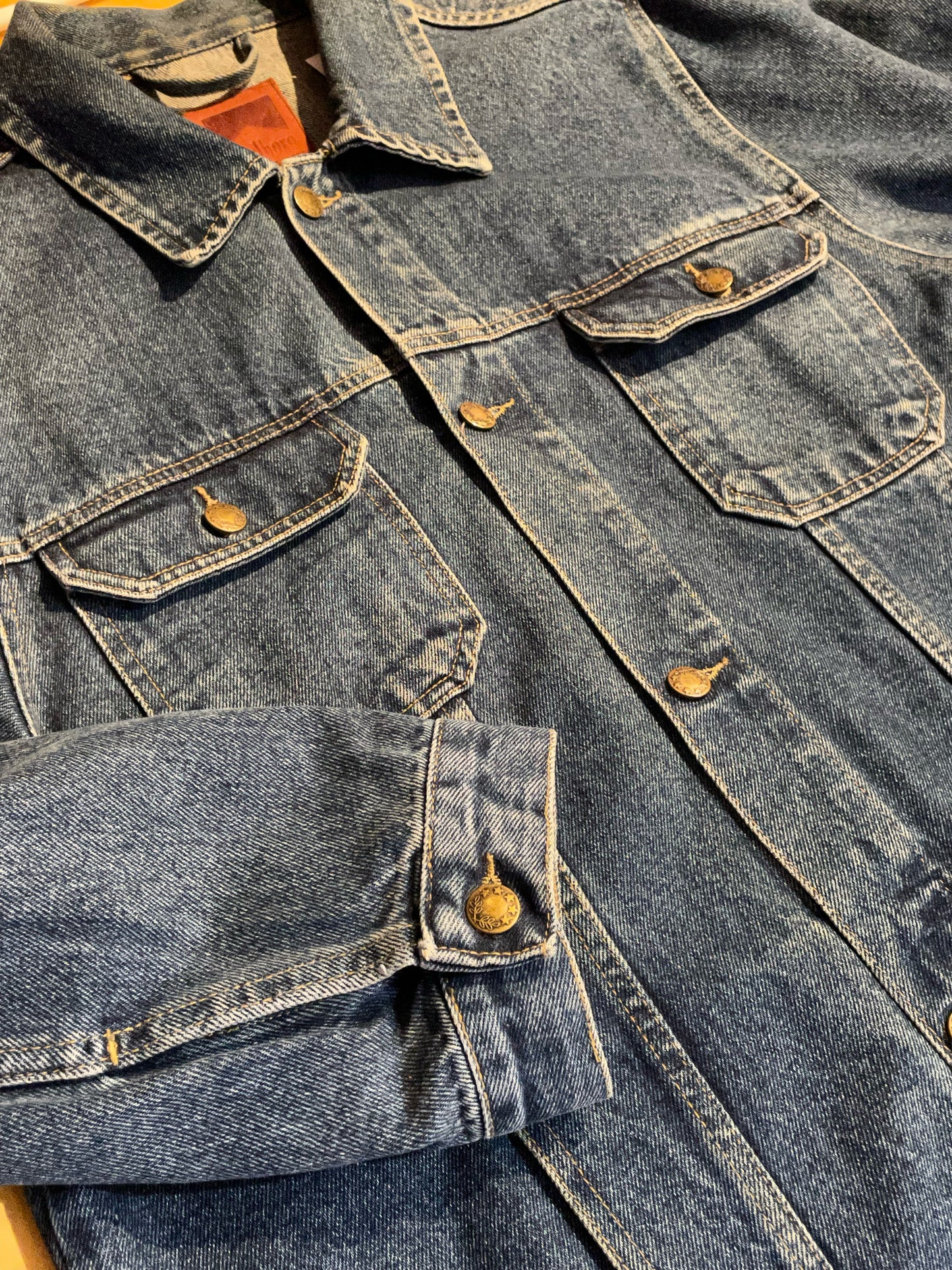 MARLBORO VINTAGE DENIM JACKET  SZ: XL