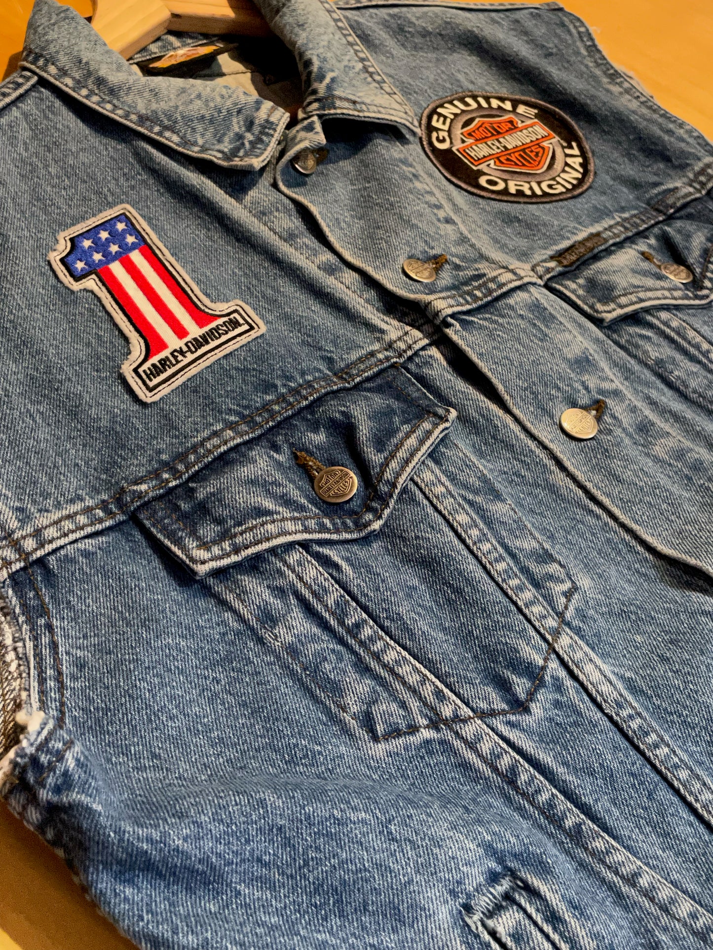 HARLEY DAVIDSON PATCHES TRUCKER DENIM VEST  SZ: M