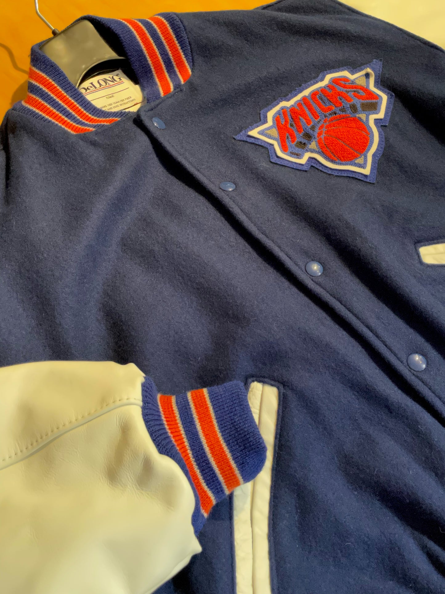 VINTAGE DELONG NEW YORK KNICKS VARSITY JACKET SZ: M