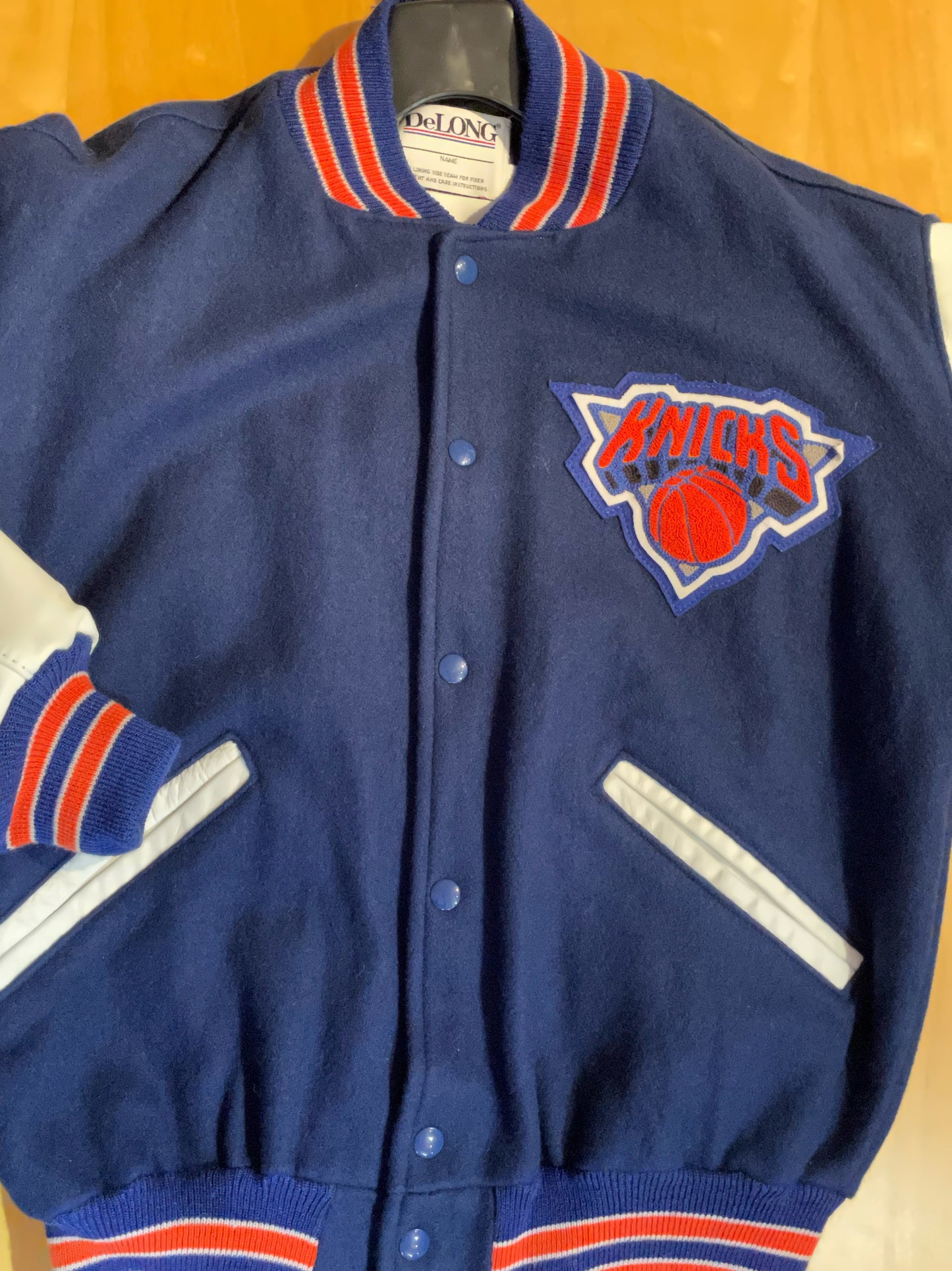 VINTAGE DELONG NEW YORK KNICKS VARSITY JACKET SZ: M