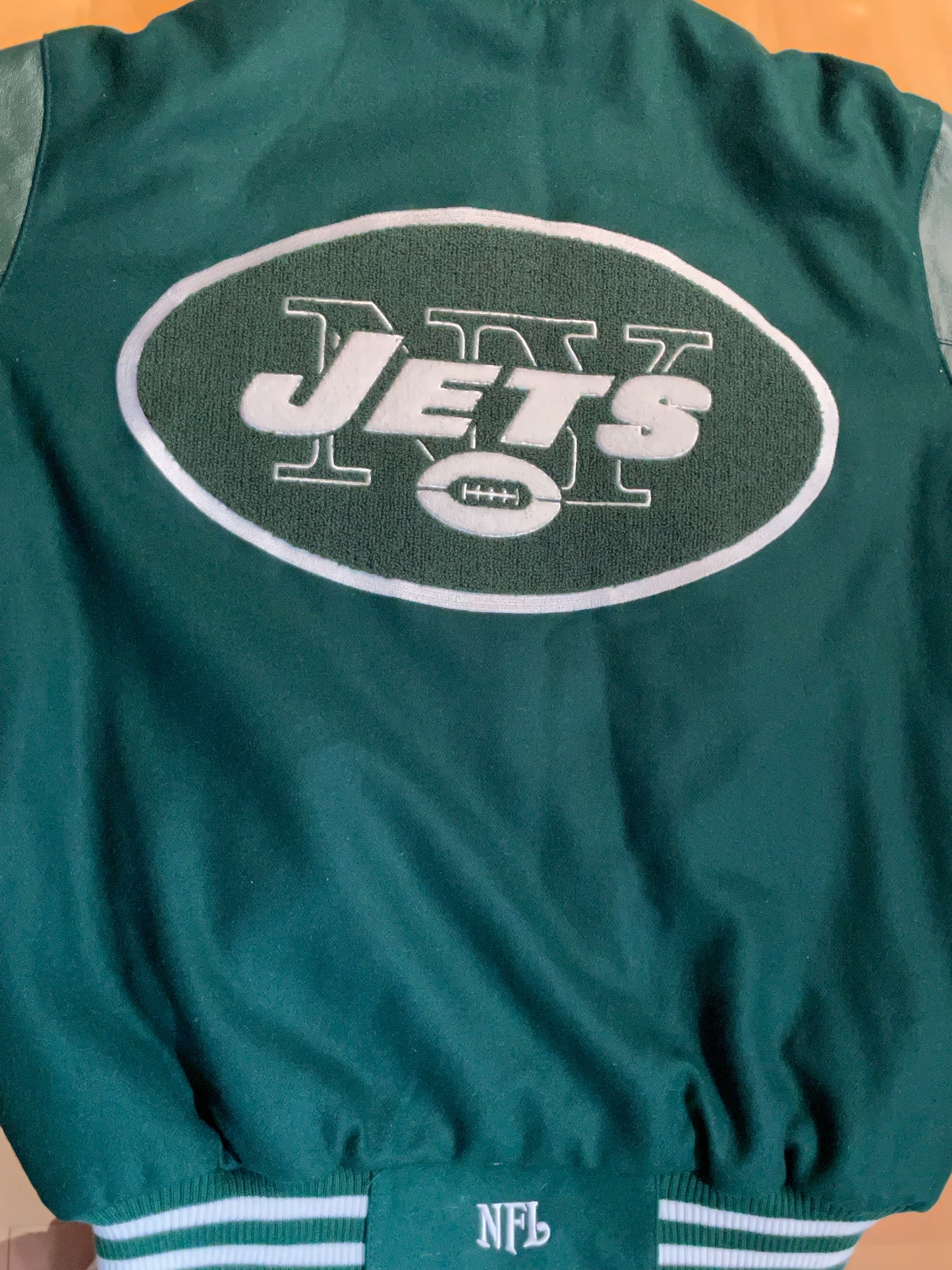 REVERSIBLE NEW YORK JETS NFL GIII VARSITY JACKET SZ: L