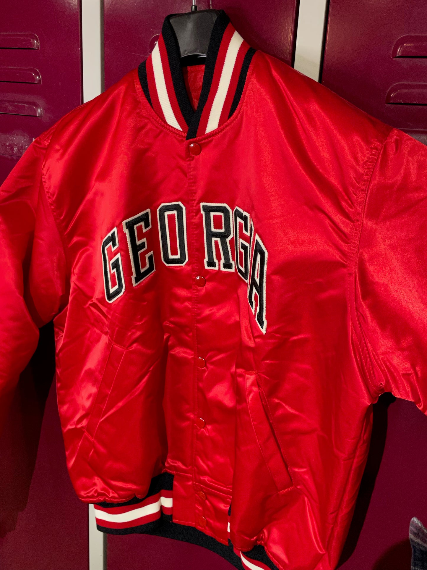 VINTAGE STARTER GEORGIA BULLDOGS NCAA SATIN JACKET SZ: M