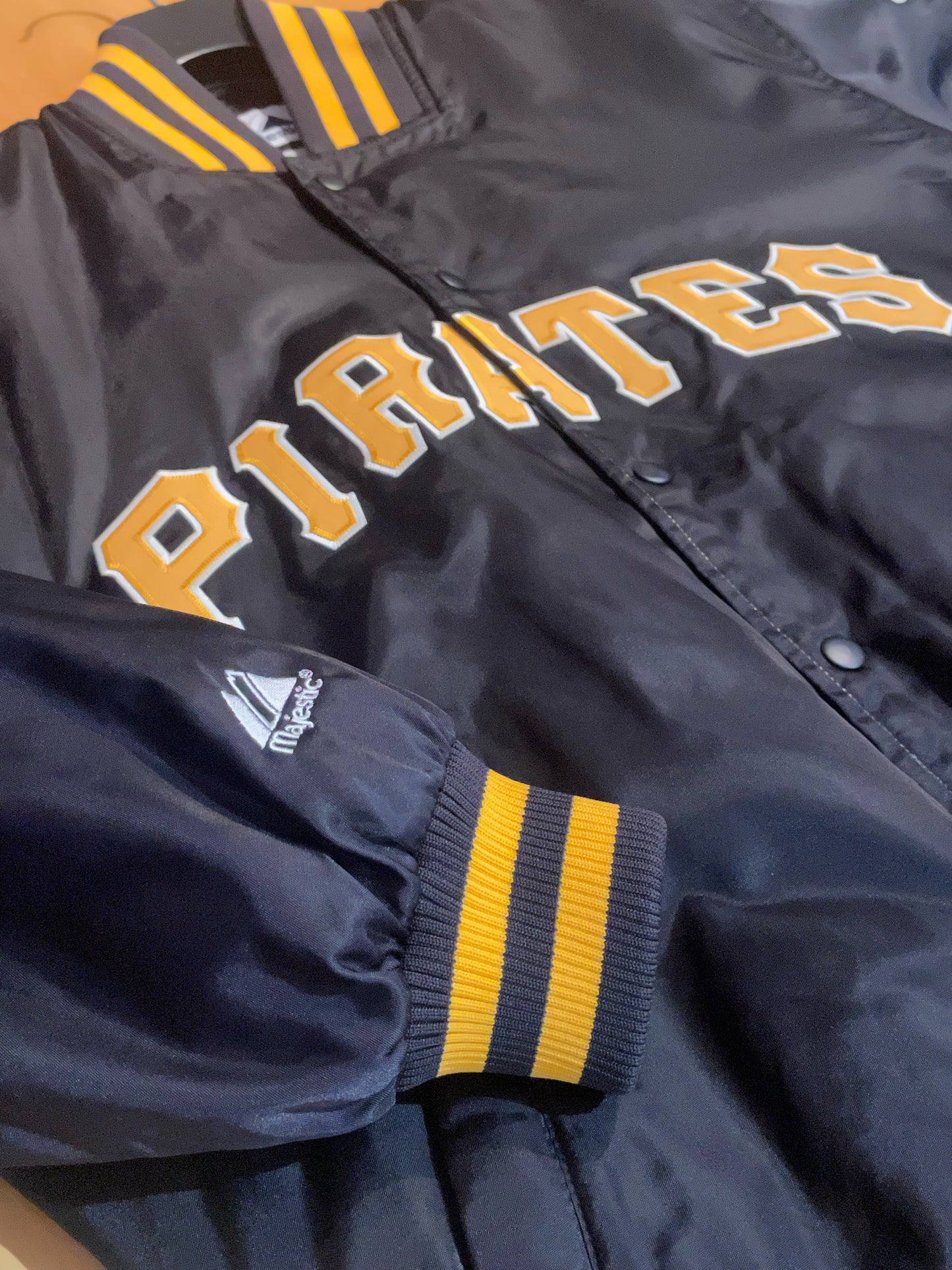 VINTAGE MAJESTIC PITTSBURGH PIRATES MLB SATIN JACKET SZ: M