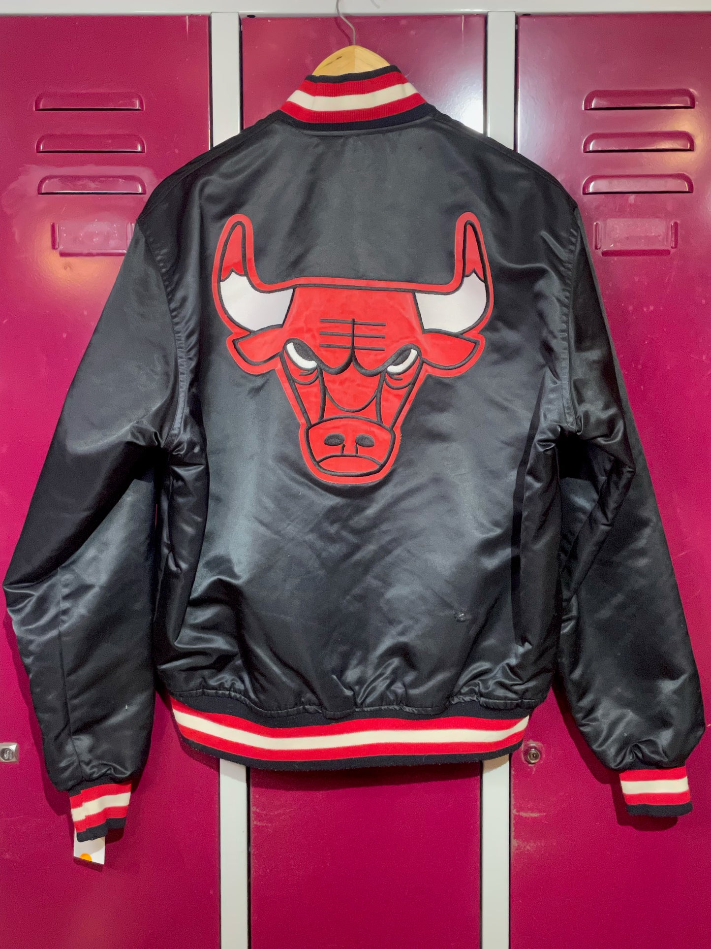 VINTAGE STARTER CHICAGO BULLS NBA SATIN JACKET SZ: L