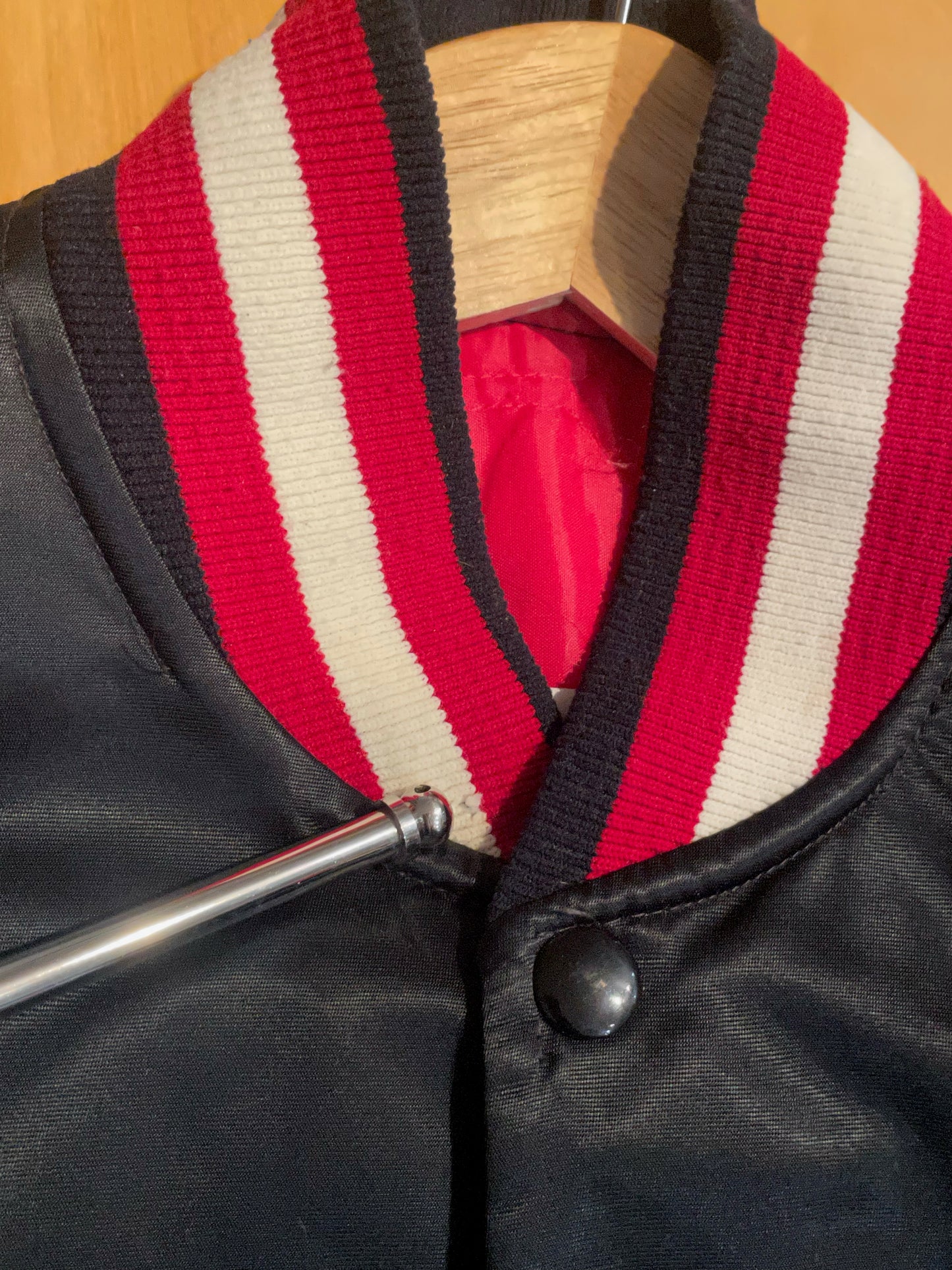 VINTAGE STARTER CHICAGO BULLS NBA SATIN JACKET SZ: L