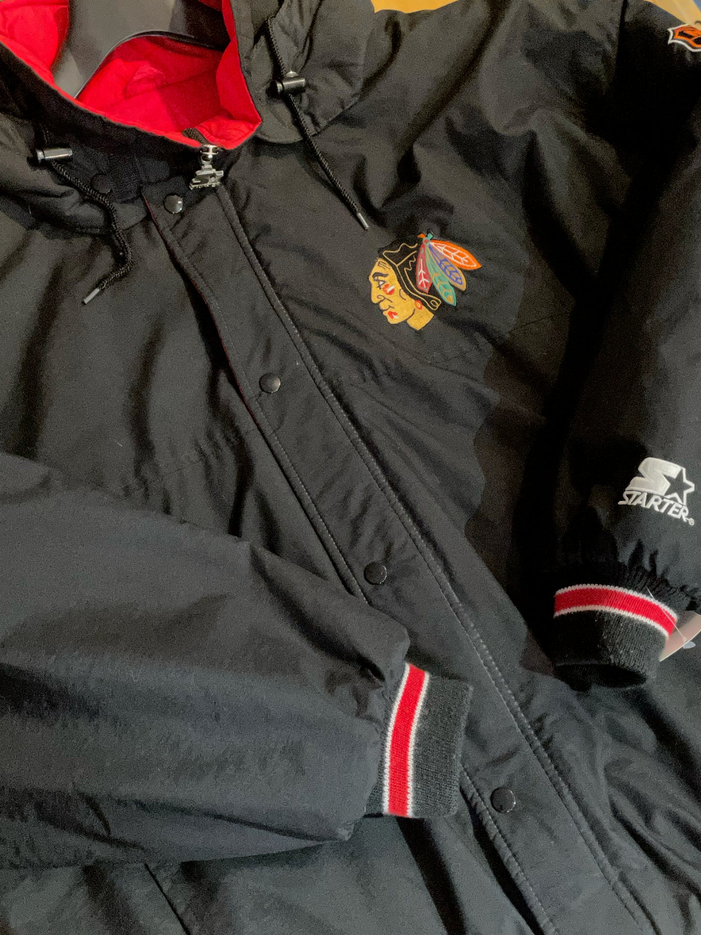 VINTAGE STARTER CHICAGO BLACKHAWKS NHL PUFFER JACKET SZ: XL