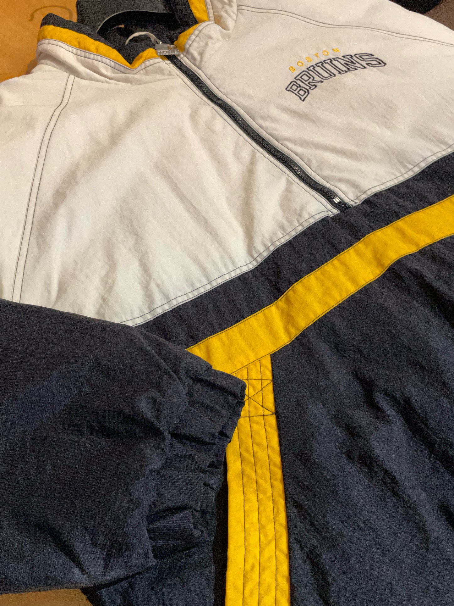 VINTAGE STARTER BOSTON BRUINS NHL HALF ZIP JACKET  SZ: XL