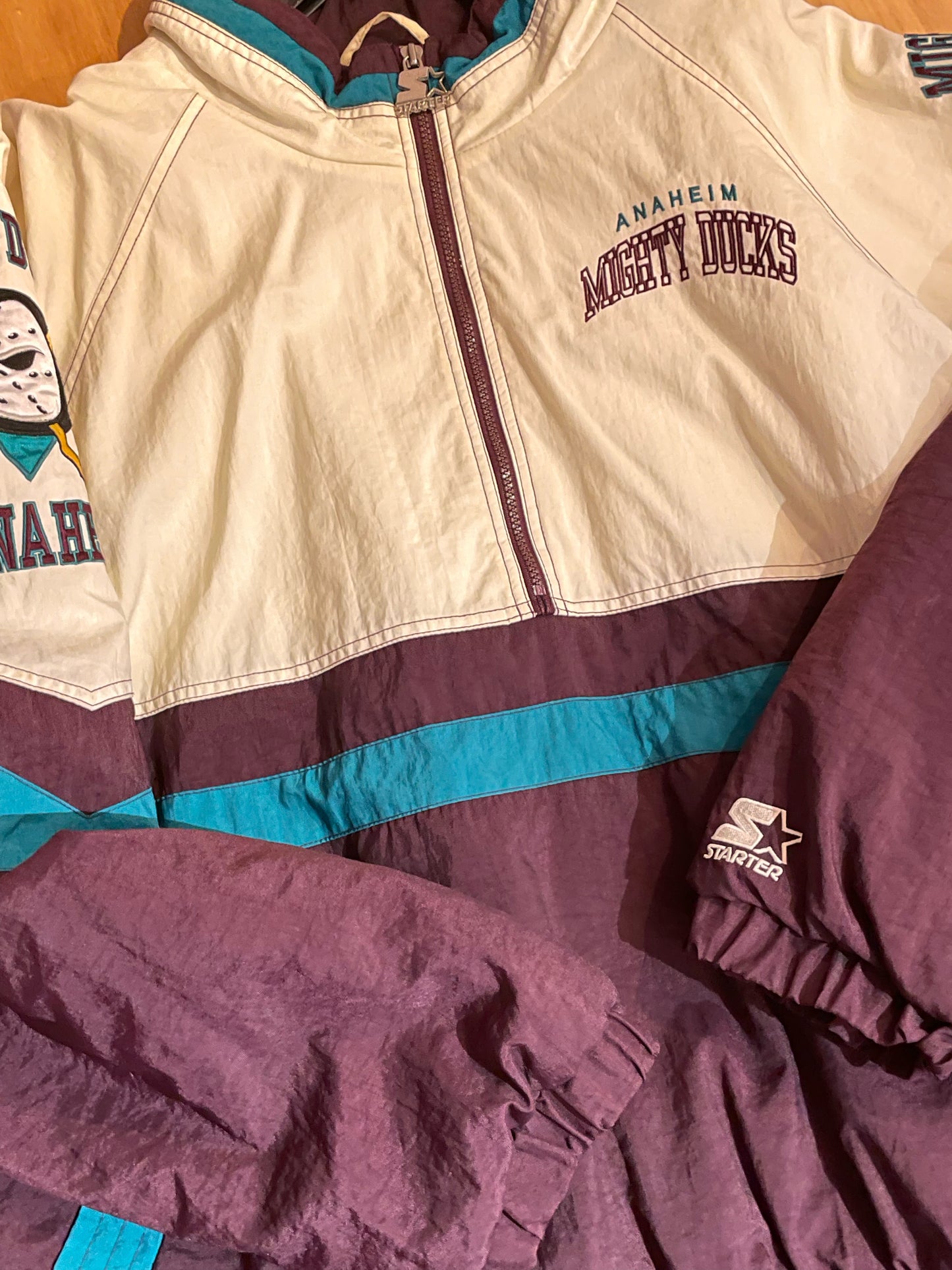 VINTAGE STARTER MIGHTY DUCKS NHL HALF ZIP JACKET SZ: XL