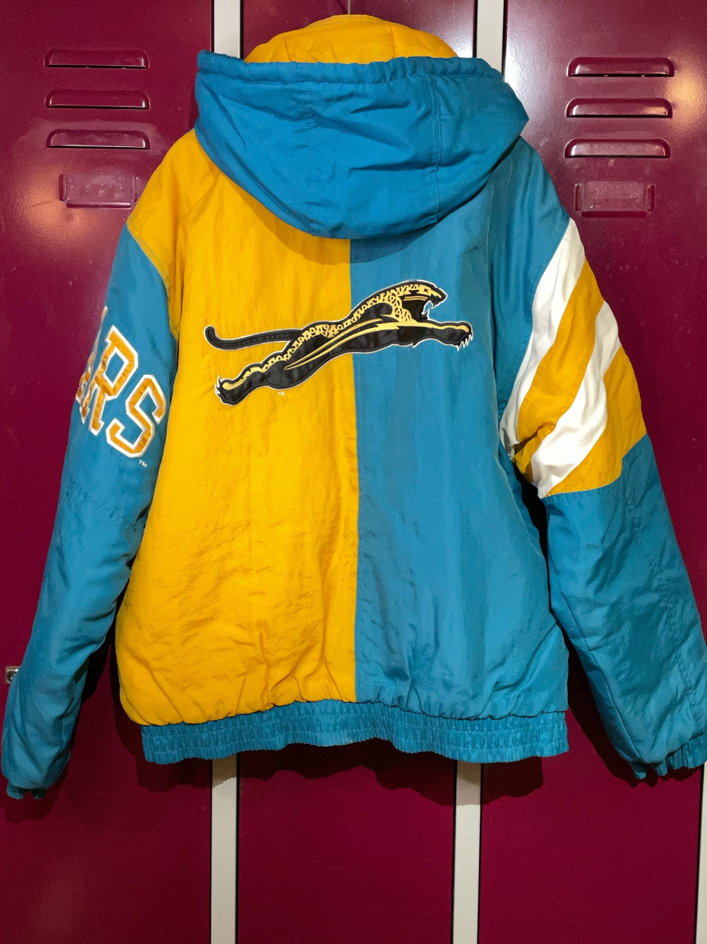 VINTAGE STARTER JACKSONVILLE JAGUARS NFL PUFFER JACKET  SZ: L
