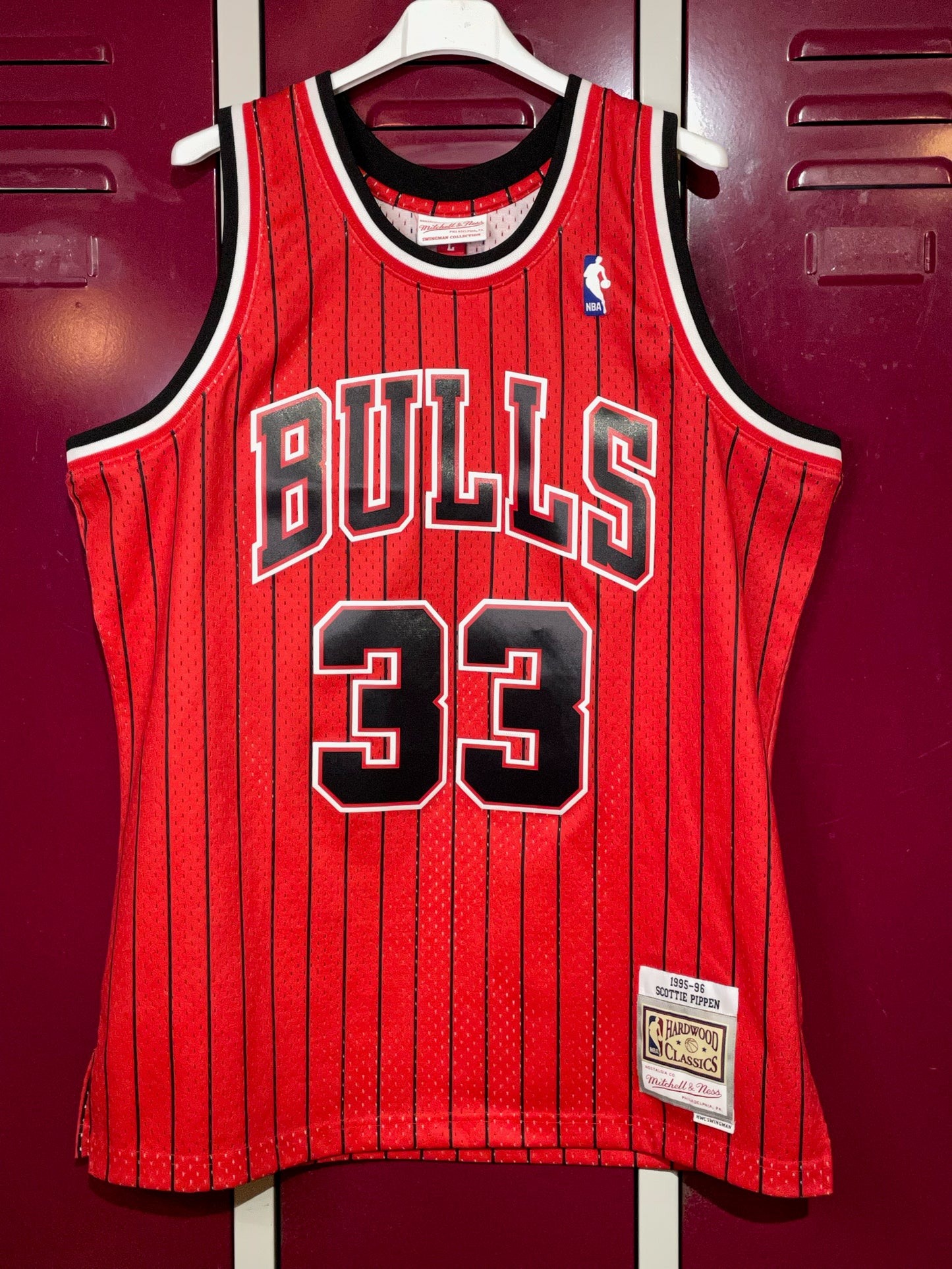 MITCHELL & NESS CHICAGO BULLS "PIPPEN" NBA JERSEY SZ: L