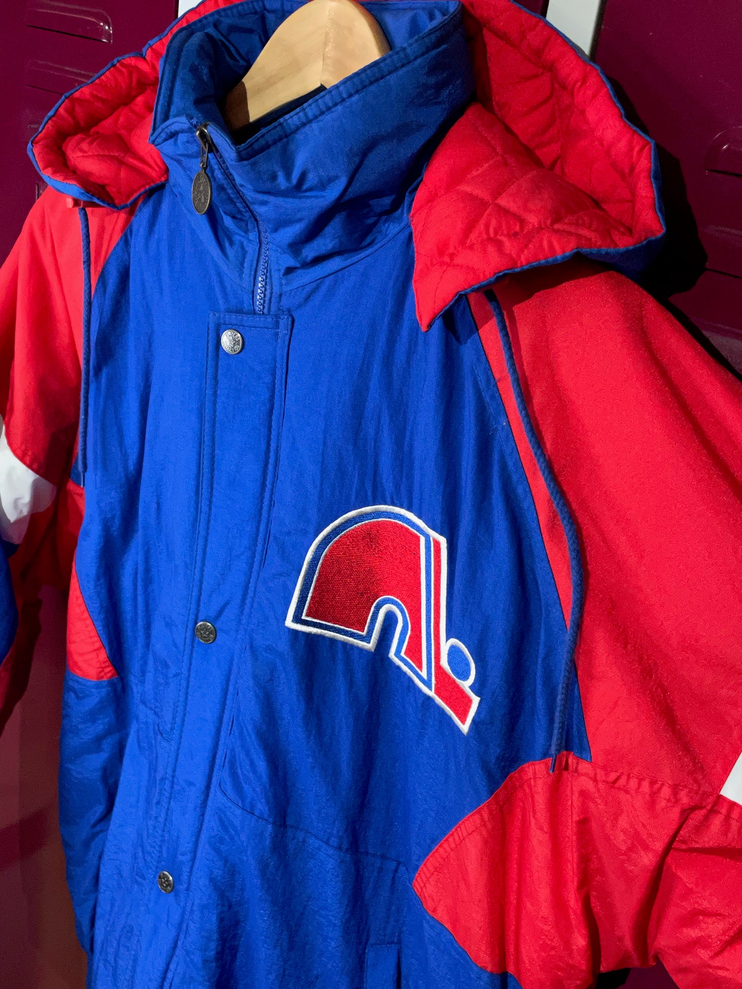 VINTAGE PLAYERS COLLECTION QUEBEC NORDIQUES PUFFER JACKET SZ: L