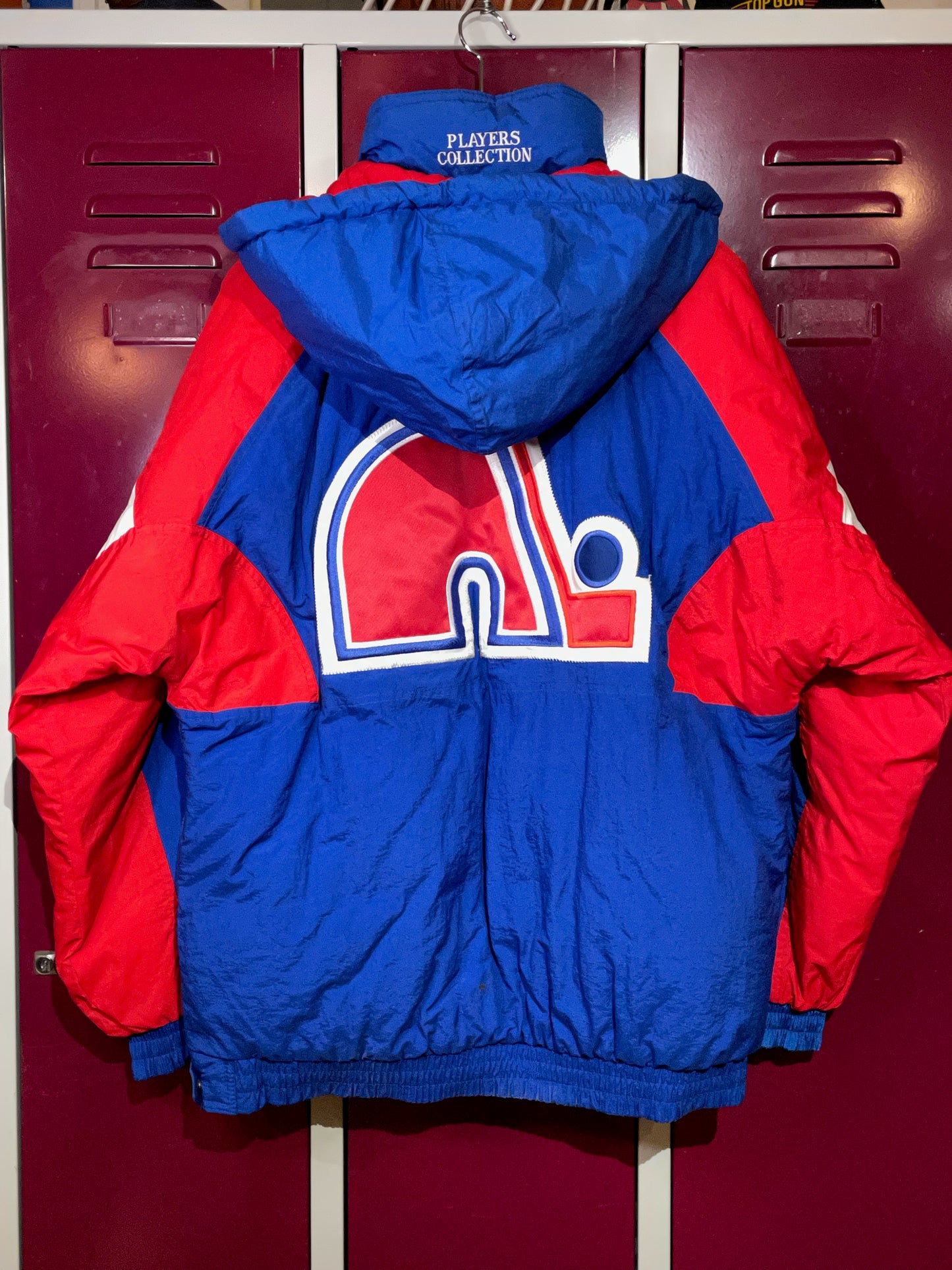 VINTAGE PLAYERS COLLECTION QUEBEC NORDIQUES PUFFER JACKET SZ: L